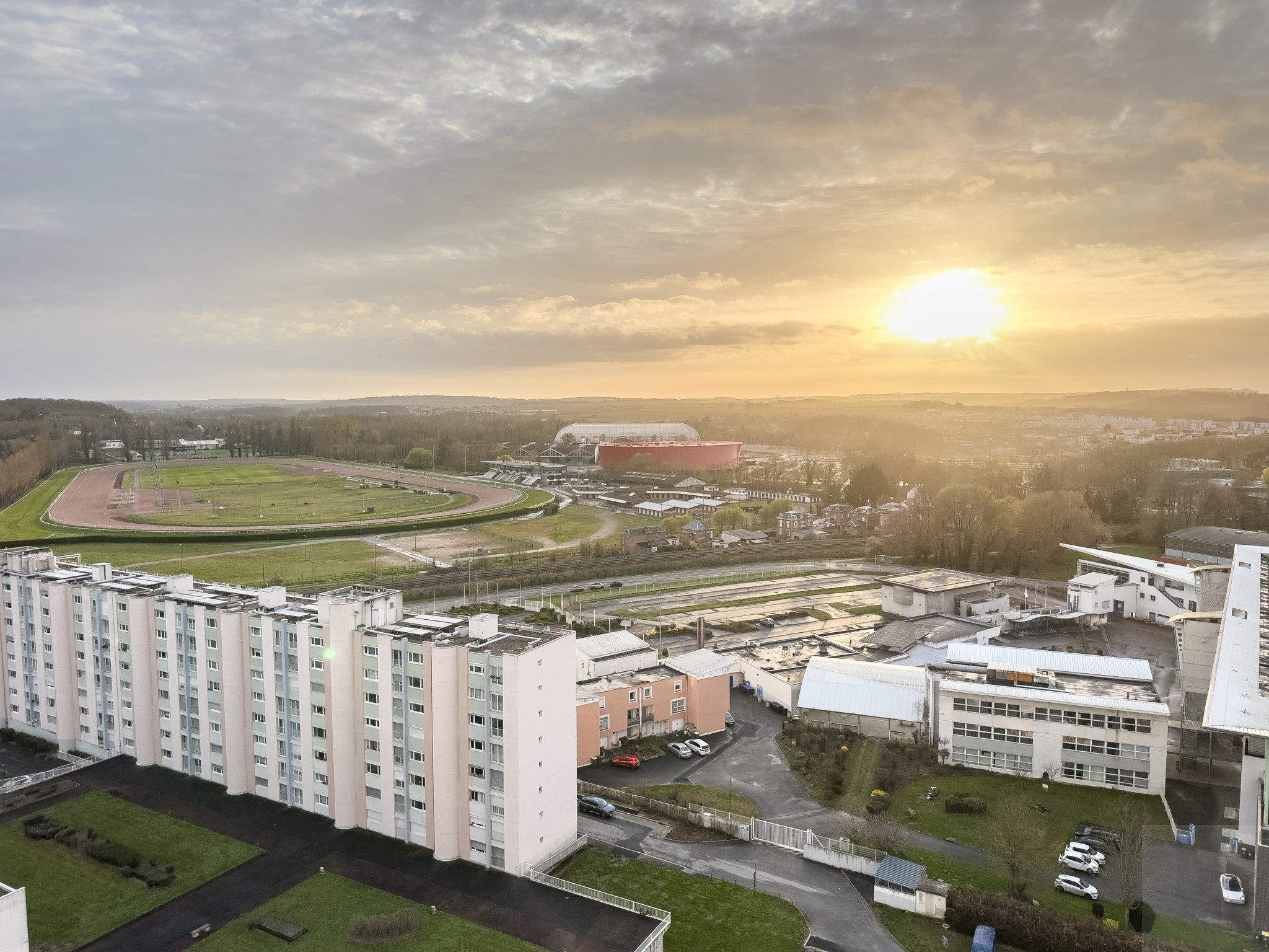 Immo80 – L'immobilier à Amiens et dans la Somme-AMIENS – APPARTEMENT – T4 – 85 M2 – CAVE – PARKING