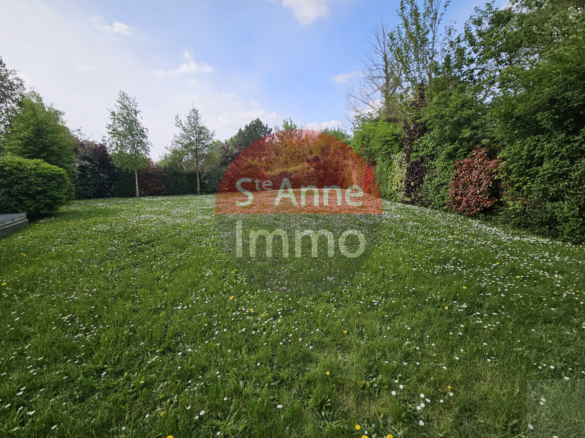 Immo80 – L'immobilier à Amiens et dans la Somme-AMIENS GARE LA VALLEE APPARTEMENT T2 BIS DE 55 M2 AVEC TERRASSE ET PARKING