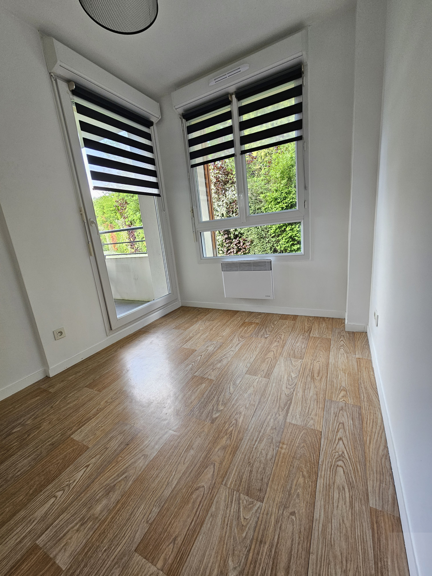 Immo80 – L'immobilier à Amiens et dans la Somme-AMIENS GARE LA VALLEE APPARTEMENT T2 BIS DE 55 M2 AVEC TERRASSE ET PARKING