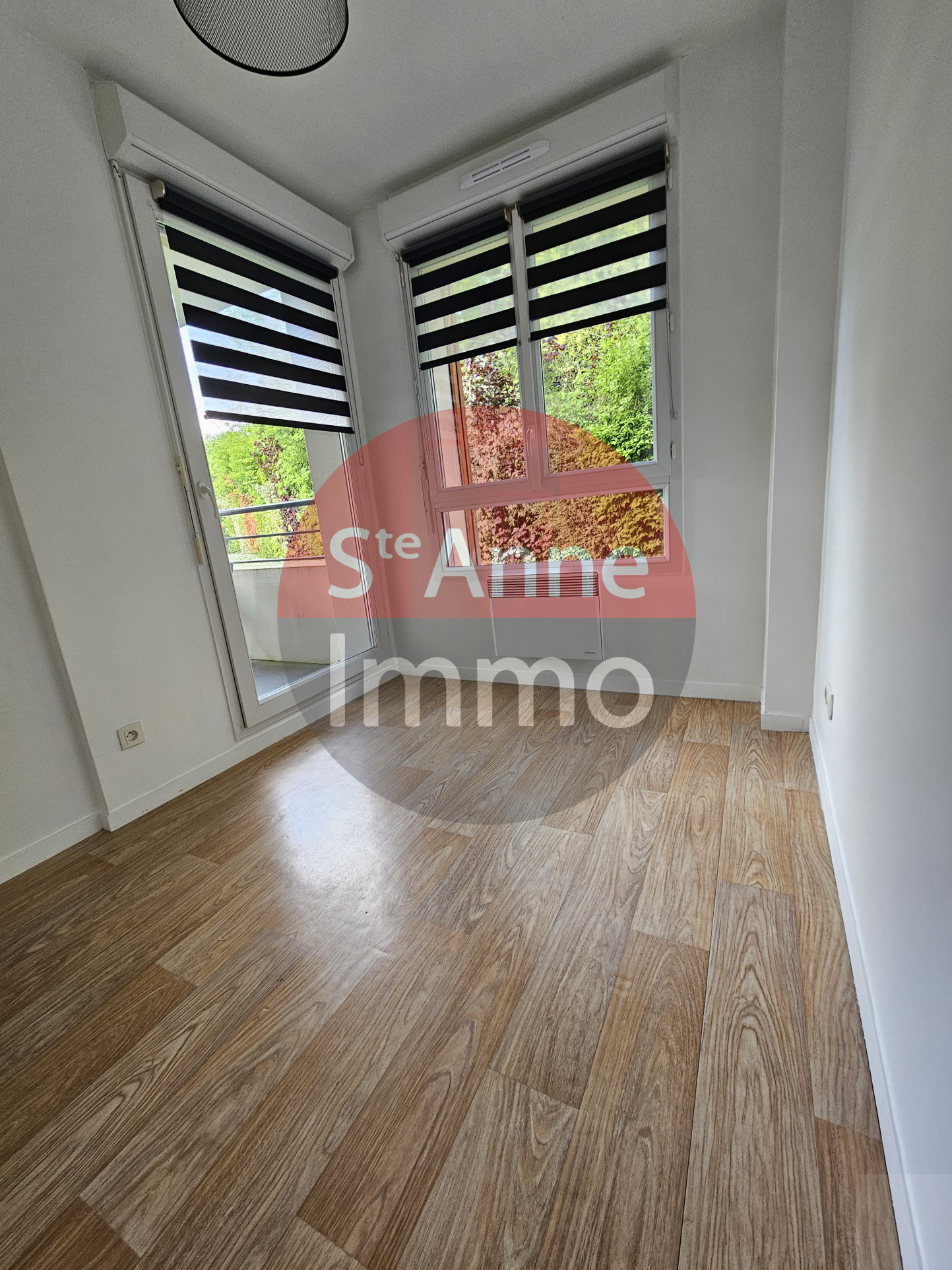Immo80 – L'immobilier à Amiens et dans la Somme-AMIENS GARE LA VALLEE APPARTEMENT T2 BIS DE 55 M2 AVEC TERRASSE ET PARKING