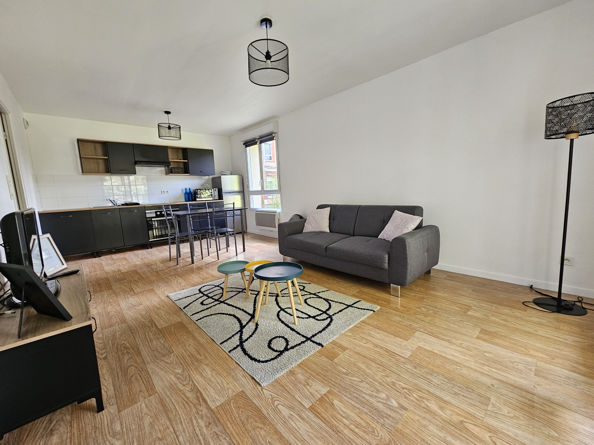 Immo80 – L'immobilier à Amiens et dans la Somme-AMIENS GARE LA VALLEE APPARTEMENT T2 BIS DE 55 M2 AVEC TERRASSE ET PARKING