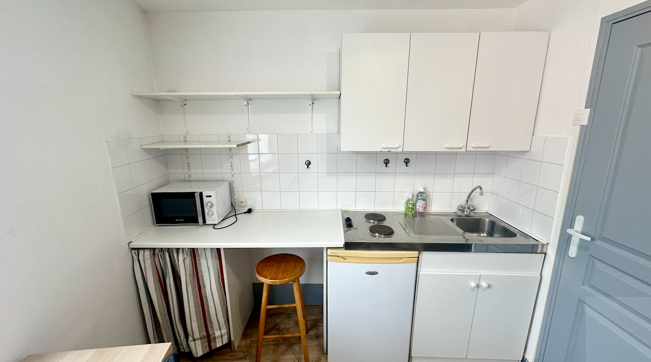 Immo80 – L'immobilier à Amiens et dans la Somme-AMIENS – QUARTIER SAINTE ANNE – STUDIO – MEUBLE