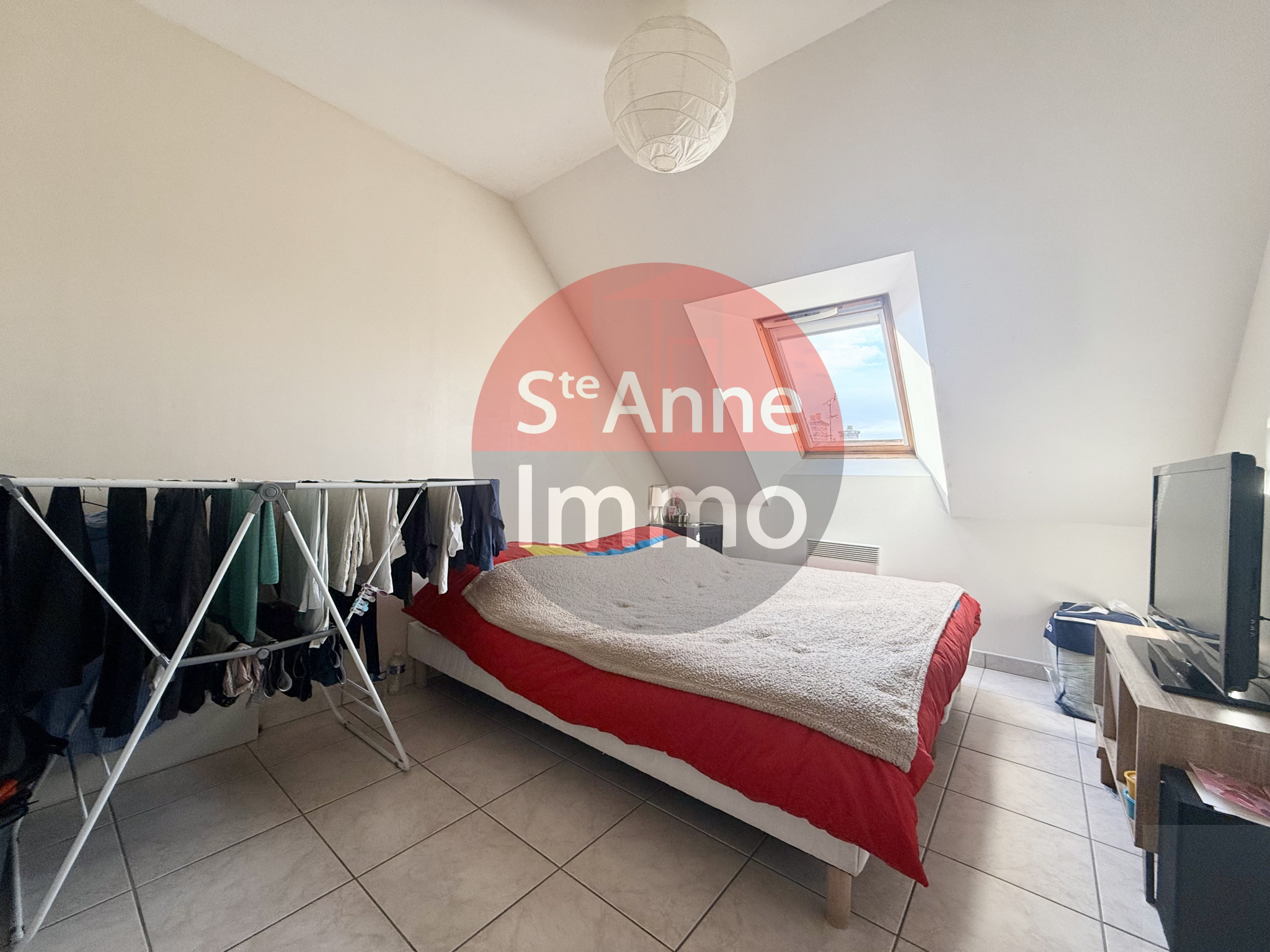 Immo80 – L'immobilier à Amiens et dans la Somme-AMIENS – QUARTIER SAINT ACHEUL – APPARTEMENT T2 – BALCON – PLACE DE PARKING – DERNIERE ETAGE