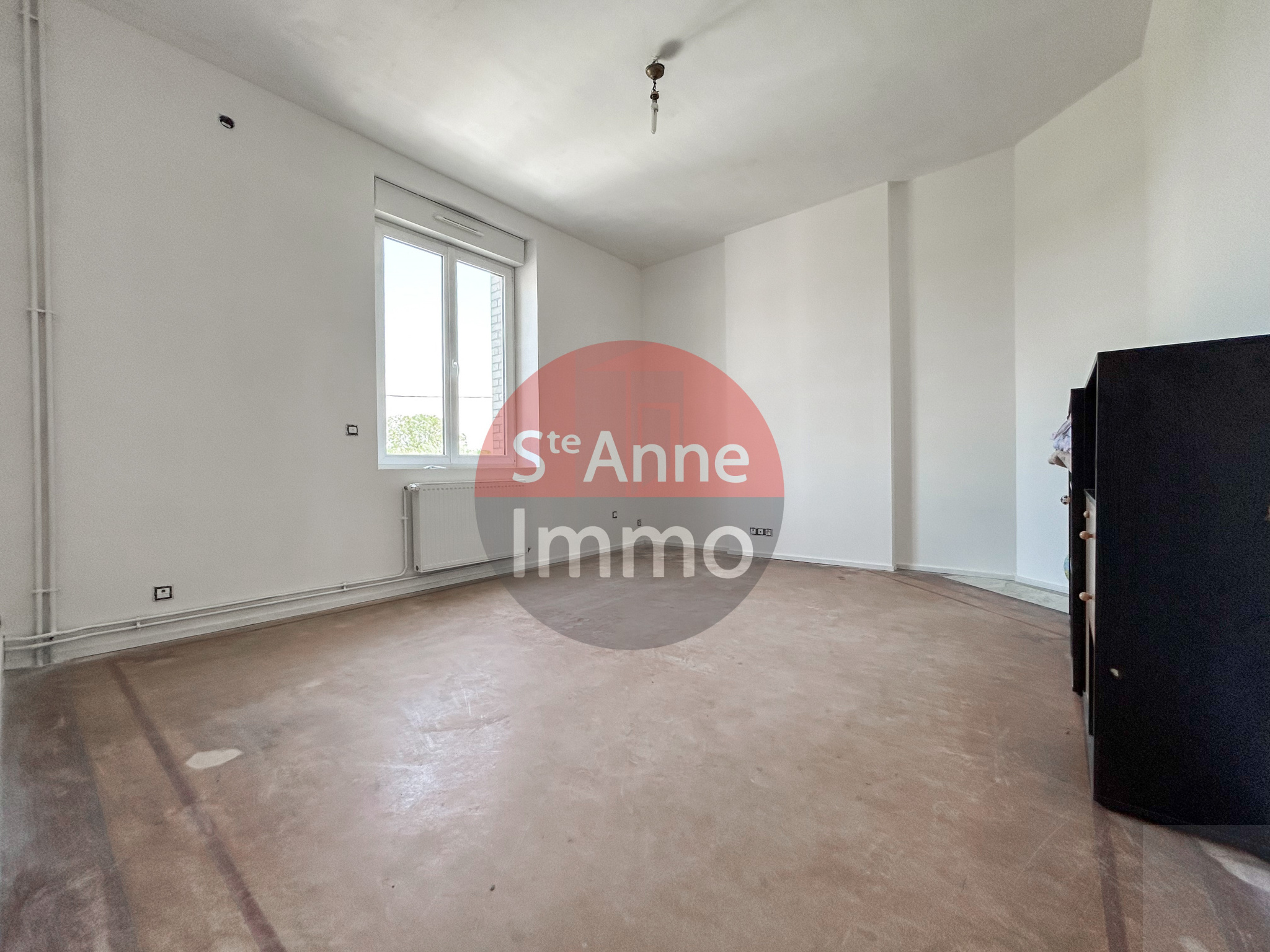 Immo80 – L'immobilier à Amiens et dans la Somme-HATTENCOURT – MAISON INDIVIDUELLE – 4 CHAMBRES – CAVE – DEPENDANCES – JARDIN