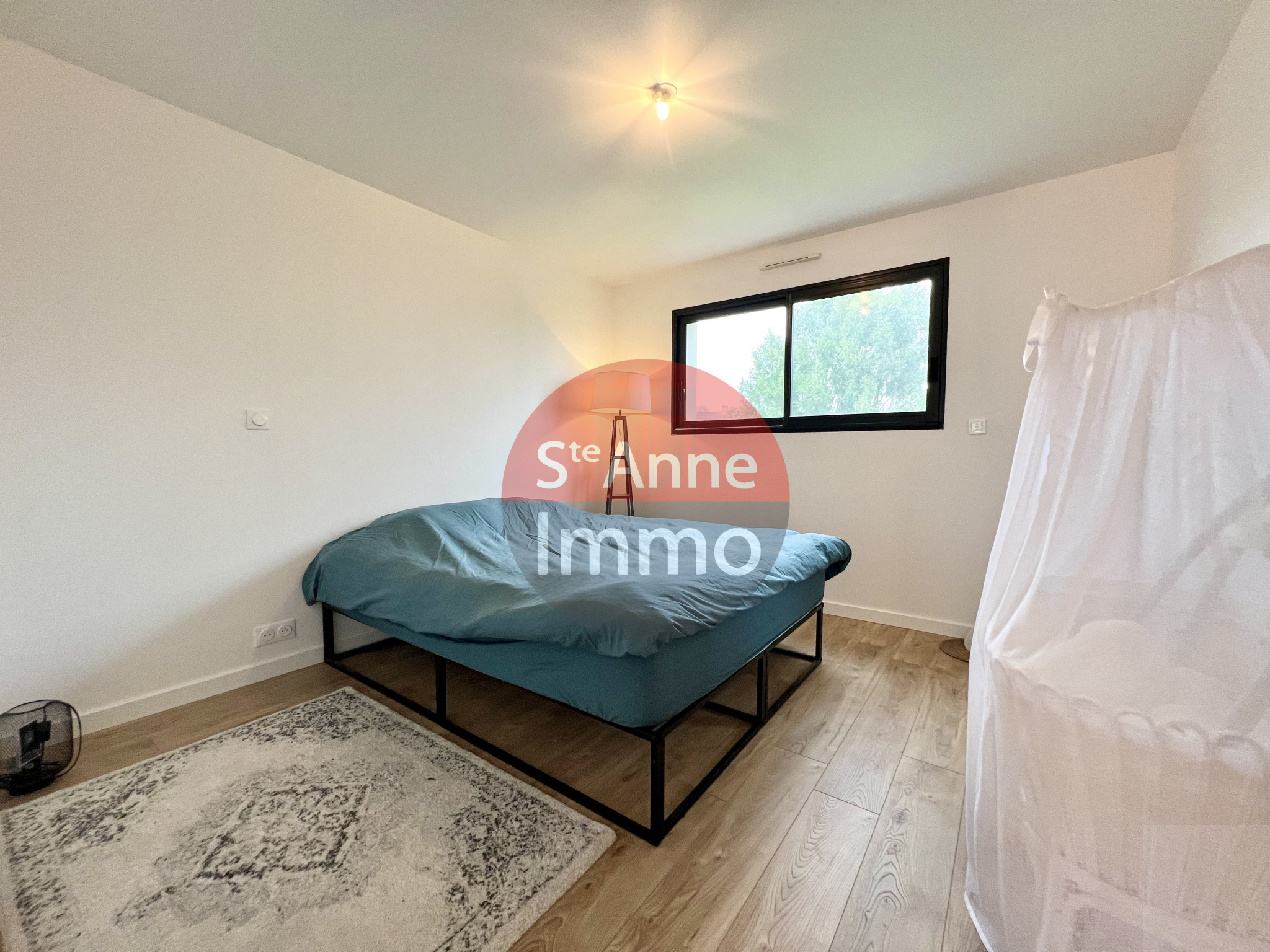 Immo80 – L'immobilier à Amiens et dans la Somme-PONT NOYELLES – PAVILLON INDIVIDUEL – JARDIN – DOUBLE GARAGE – 4 CHAMBRES – PISCINE