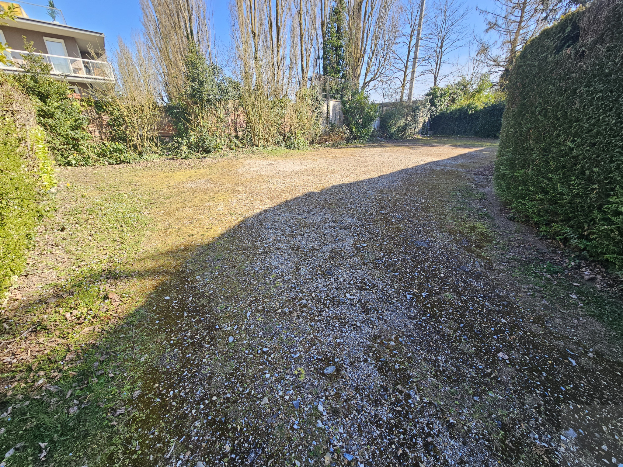 Immo80 – L'immobilier à Amiens et dans la Somme-AMIENS – HENRIVILLE APPARTEMENT F2 AVEC PARKING ET CAVE ET JARDIN COMMUN