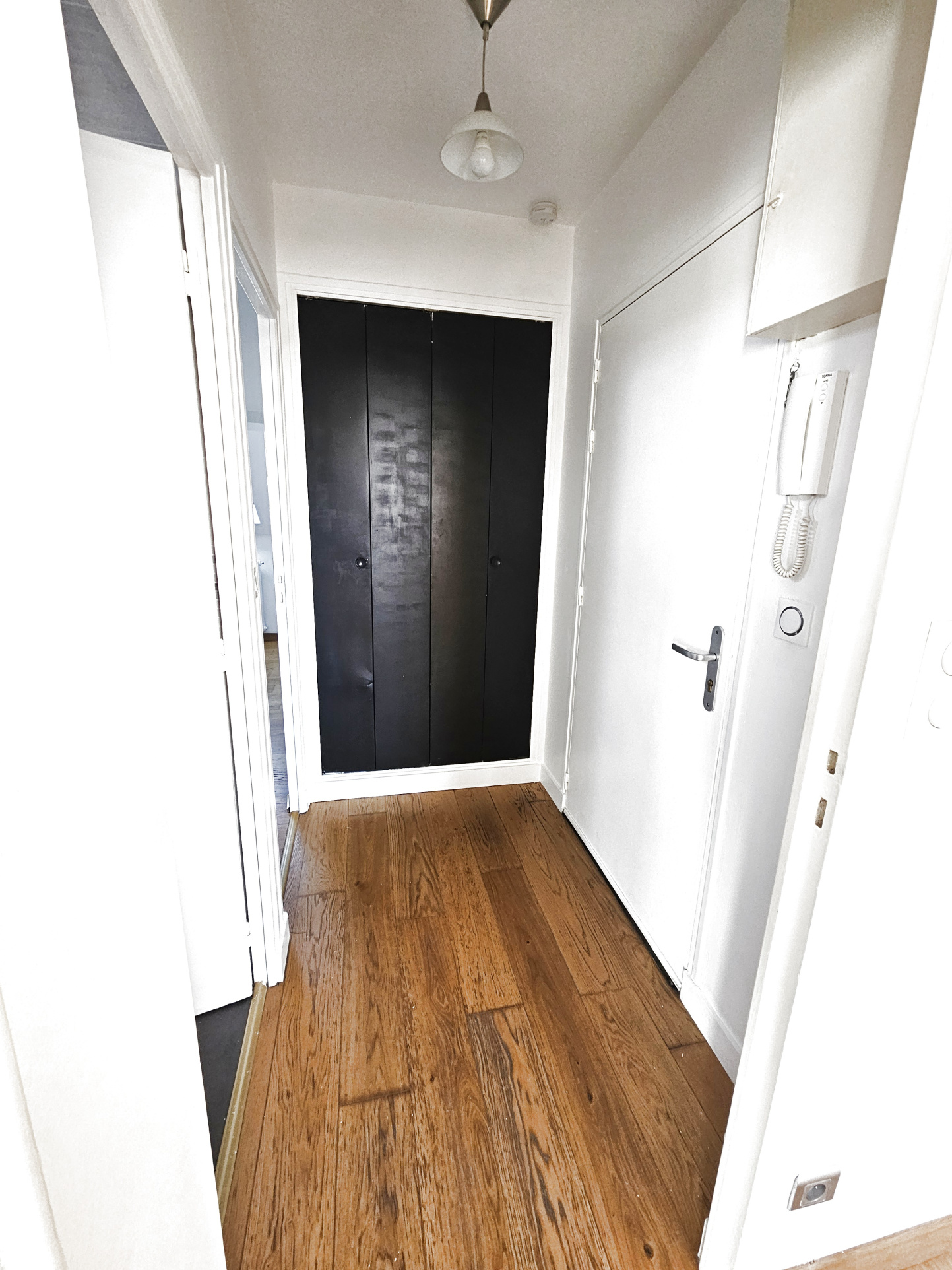 Immo80 – L'immobilier à Amiens et dans la Somme-AMIENS – HENRIVILLE APPARTEMENT F2 AVEC PARKING ET CAVE ET JARDIN COMMUN