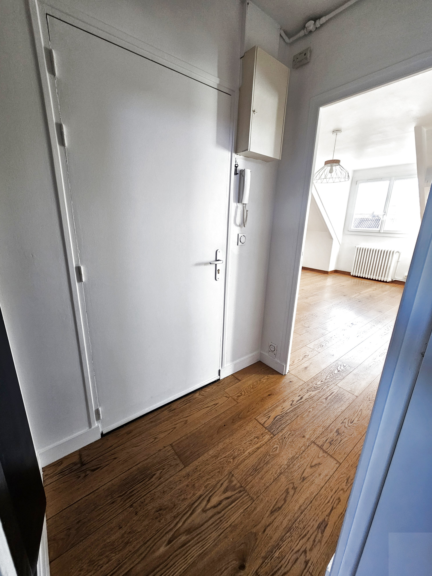 Immo80 – L'immobilier à Amiens et dans la Somme-AMIENS – HENRIVILLE APPARTEMENT F2 AVEC PARKING ET CAVE ET JARDIN COMMUN