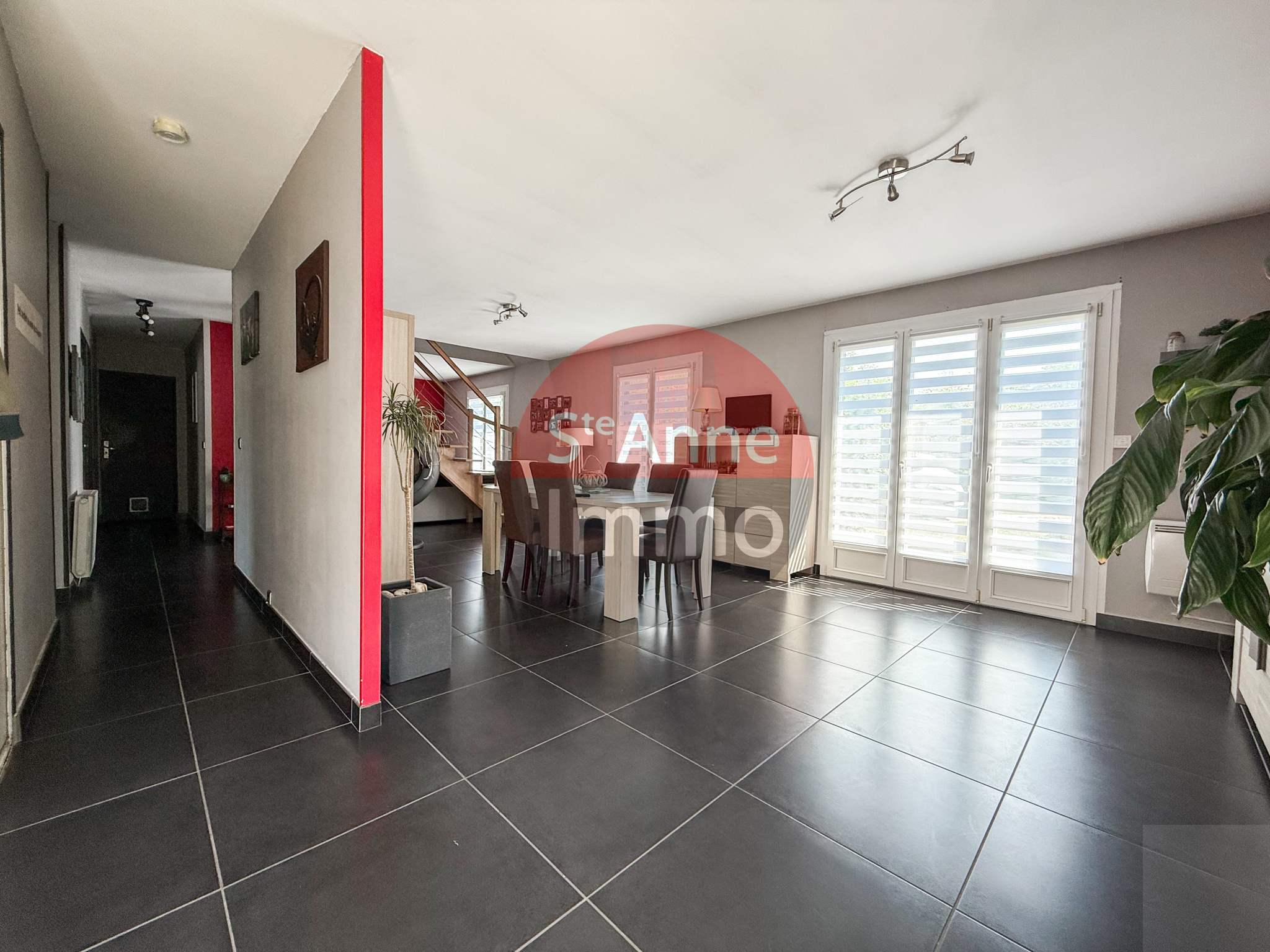 Immo80 – L'immobilier à Amiens et dans la Somme-DOMART-SUR-LA-LUCE – 135m2 – PAVILLON INDIVIDUEL – AUTONOMIE DE PLAIN PIED – 4 CHAMBRES – JARDIN – PISCINE – T