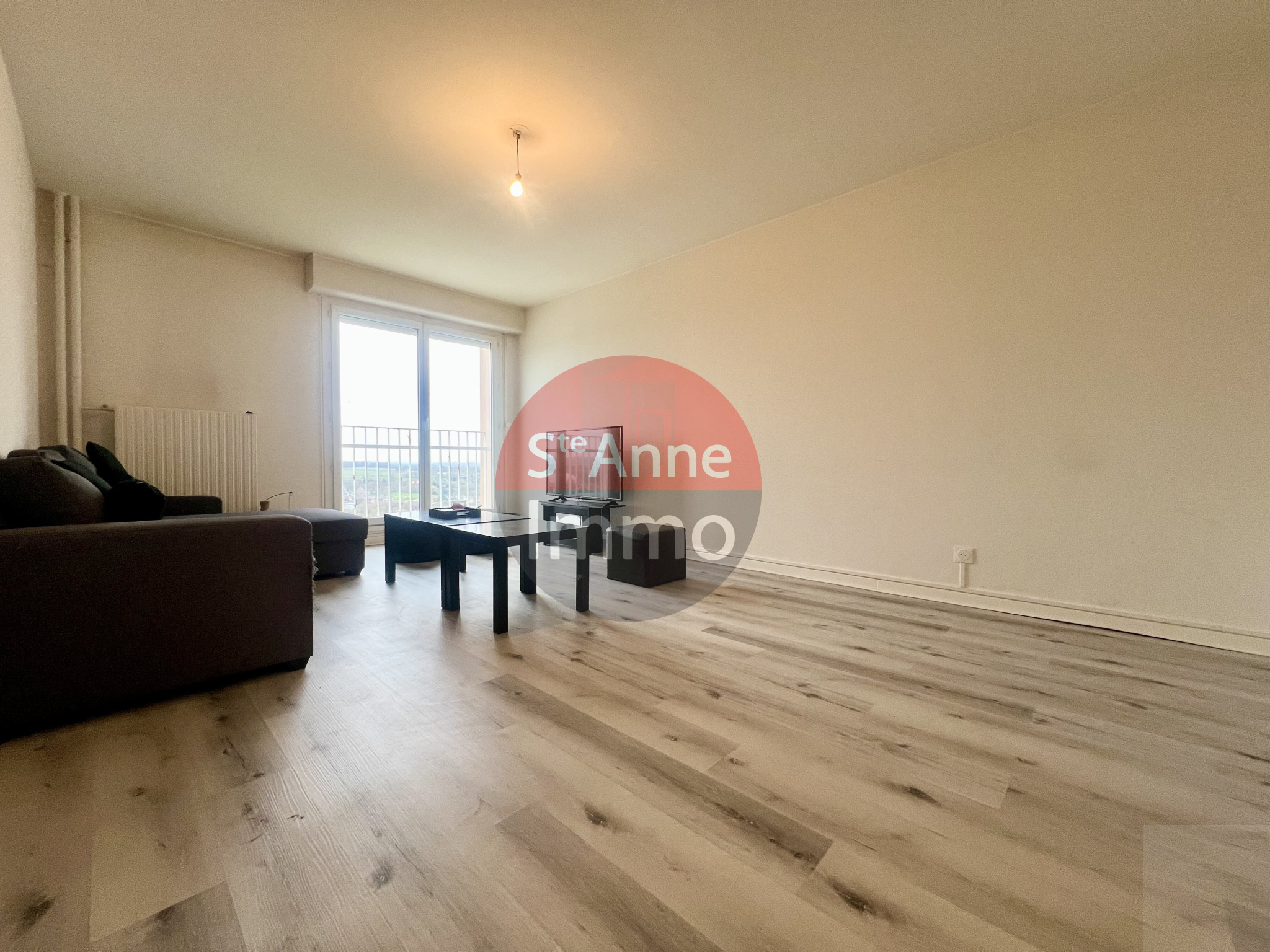 Immo80 – L'immobilier à Amiens et dans la Somme-AMIENS – QUARTIER LA HOTOIE – APPARTEMENT T3 – DERNIER ETAGE – PLACE DE...