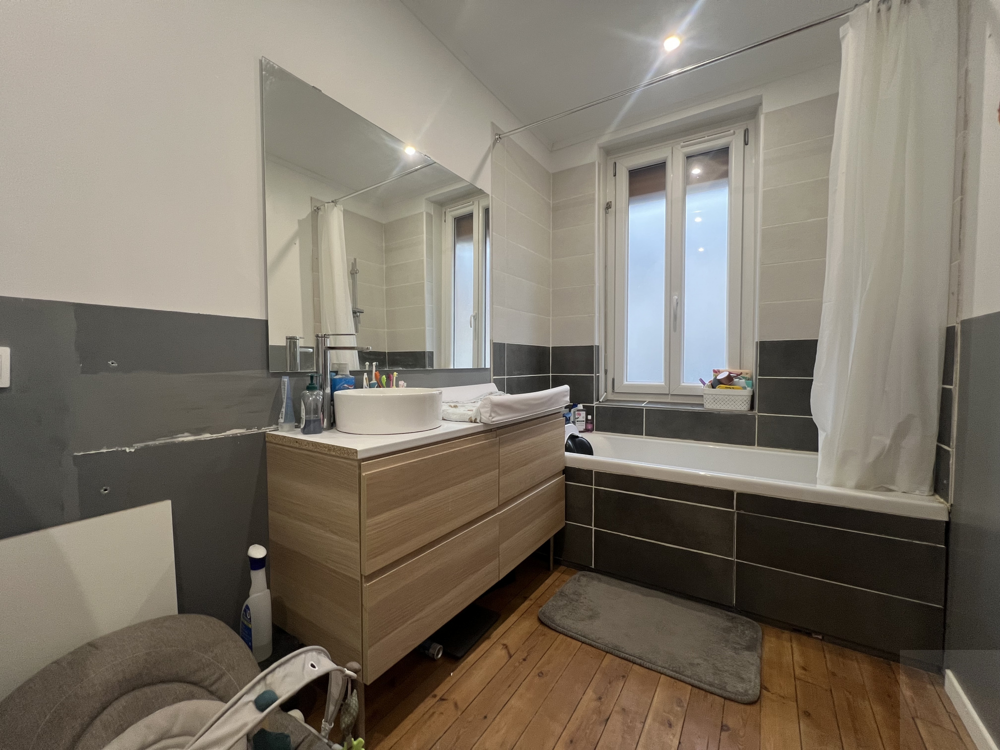 Immo80 – L'immobilier à Amiens et dans la Somme-AMIENS – QUARTIER SAINT ACHEUL – 2 CHAMBRES – 1 BUREAU – COUR – CAVE