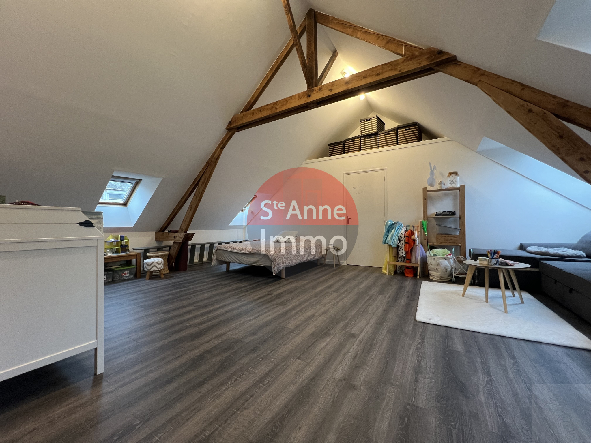 Immo80 – L'immobilier à Amiens et dans la Somme-AMIENS – QUARTIER SAINT ACHEUL – 3 CHAMBRES + 1 BUREAU – GARAGE – TERRASSE – JARDIN