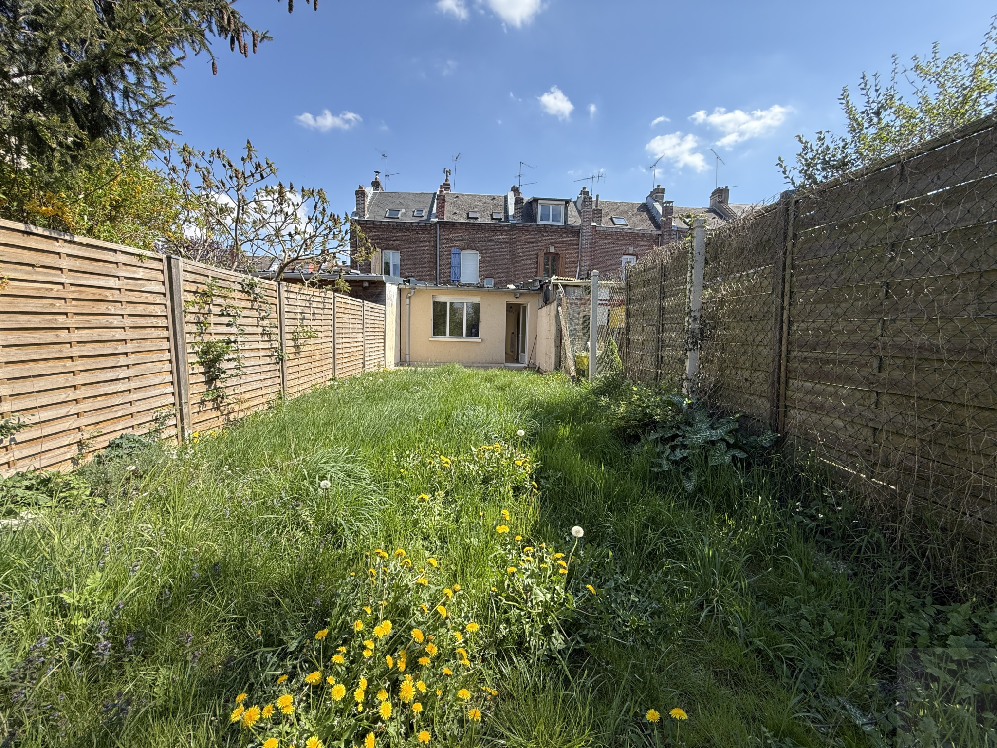 Immo80 – L'immobilier à Amiens et dans la Somme-AMIENS – QUARTIER SAINT-ACHEUL – IMMEUBLE DE RAPPORT AVEC 2 APPARTEMENTS – IDEAL LMNP