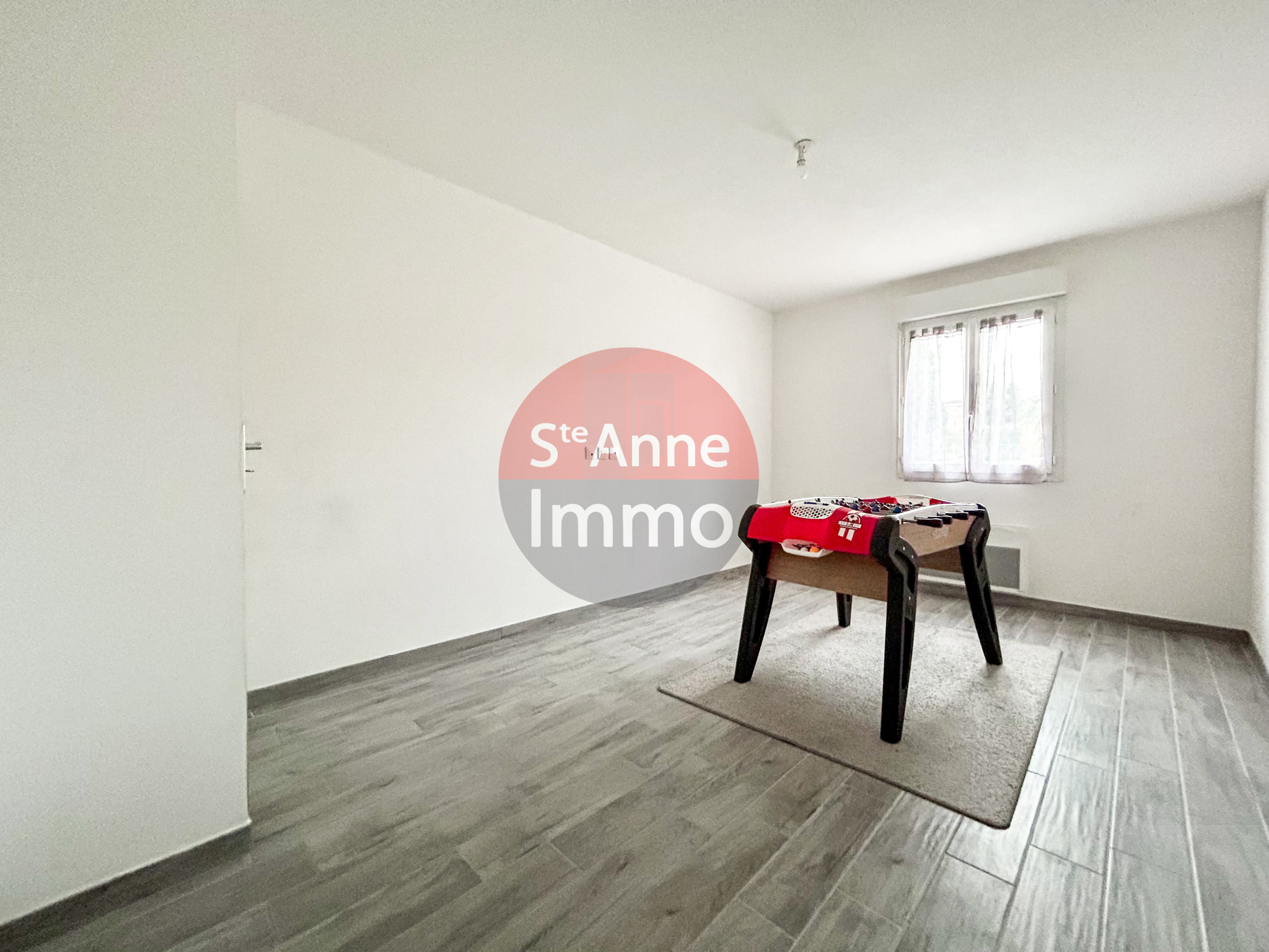 Immo80 – L'immobilier à Amiens et dans la Somme-OFFOY – PAVILLON INDIVIDUEL DE PLAIN PIED – 3 CHAMBRES – COUR – JARDIN