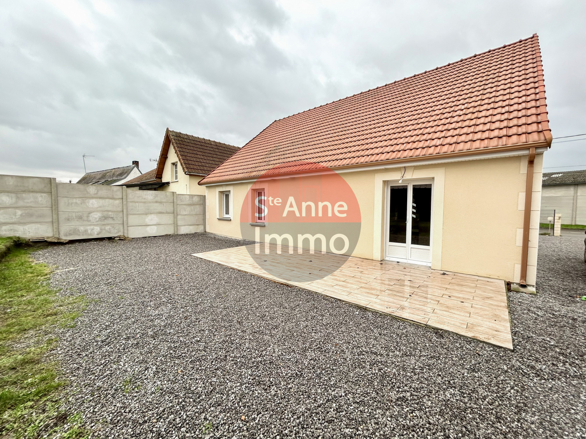 Immo80 – L'immobilier à Amiens et dans la Somme-OFFOY – PAVILLON INDIVIDUEL DE PLAIN PIED – 3 CHAMBRES – COUR – JARDIN