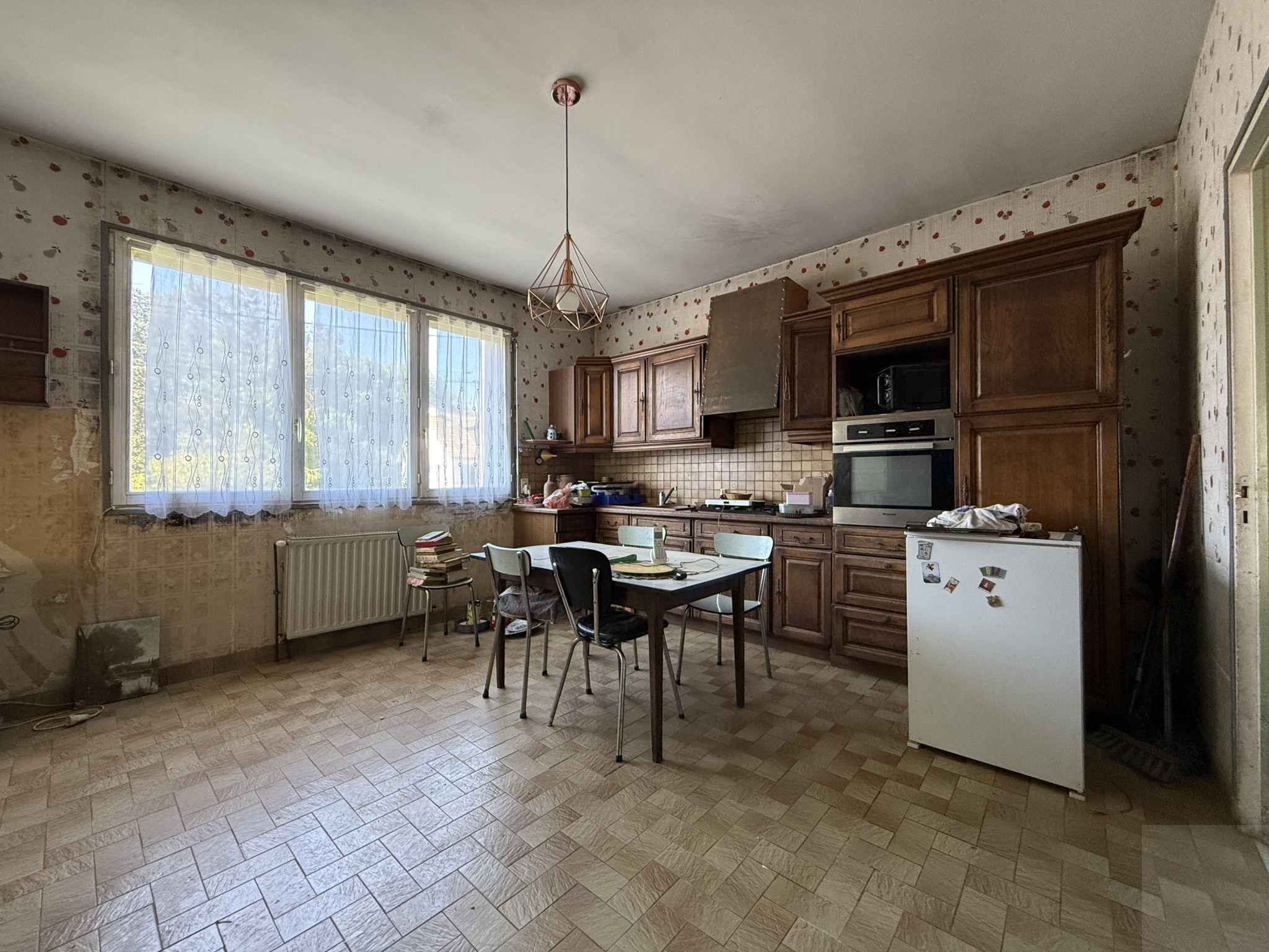 Immo80 – L'immobilier à Amiens et dans la Somme-LOEUILLY – PAVILLON INDIVIDUEL ELEVEE SUR SOUS SOL COMPLET AVEC ETAGE – JARDIN