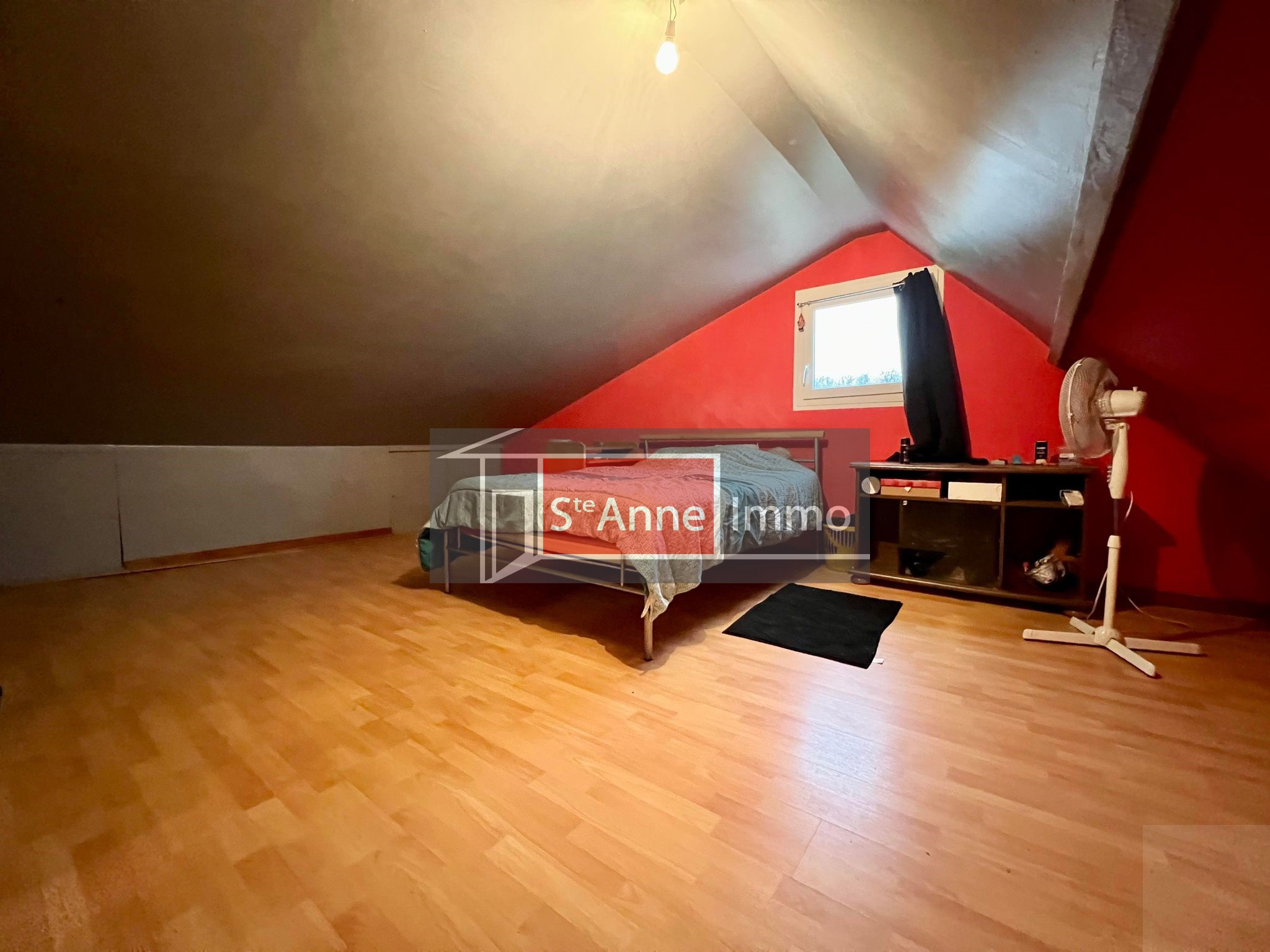 Immo80 – L'immobilier à Amiens et dans la Somme- BOUSSICOURT – PAVILLON INDIVIDUEL – 3 CHAMBRES – JARDIN – DOUBLES GARAGES – VIVABLE DE PLAIN PIED