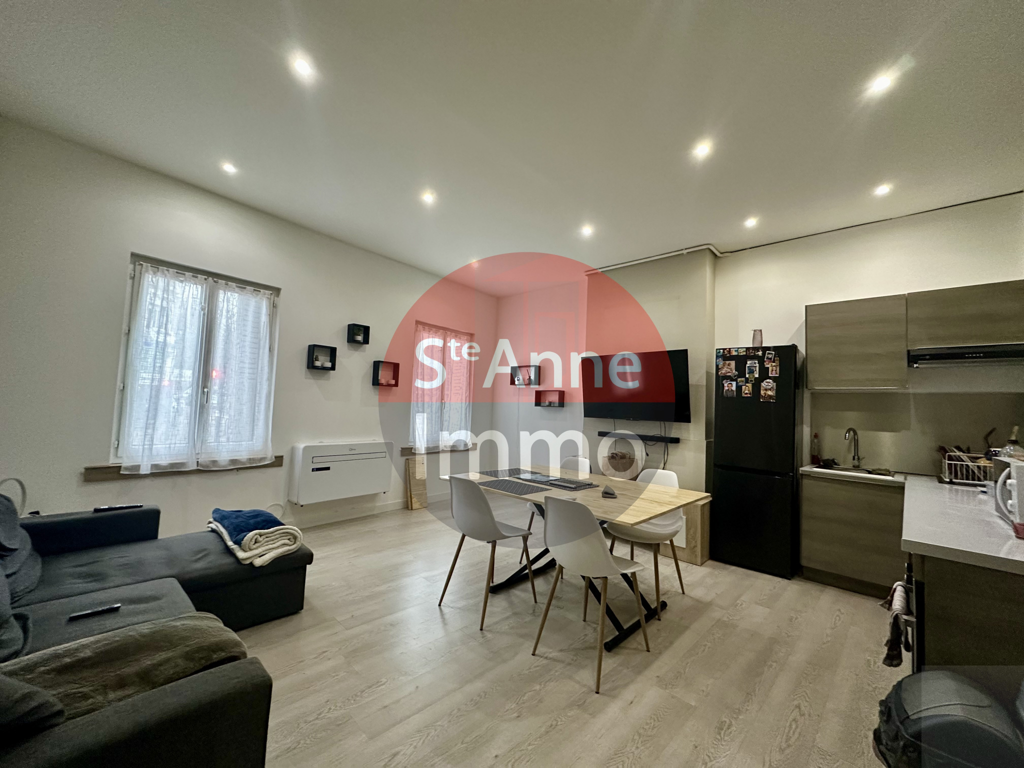 Immo80 – L'immobilier à Amiens et dans la Somme-AMIENS- RUE JULES BARNI A 10MIN A PIED DE LA GARE ET DU CENTRE- IMMEUBLE DE RAPPORT AVEC 8 APPARTEMENTS 11% PO