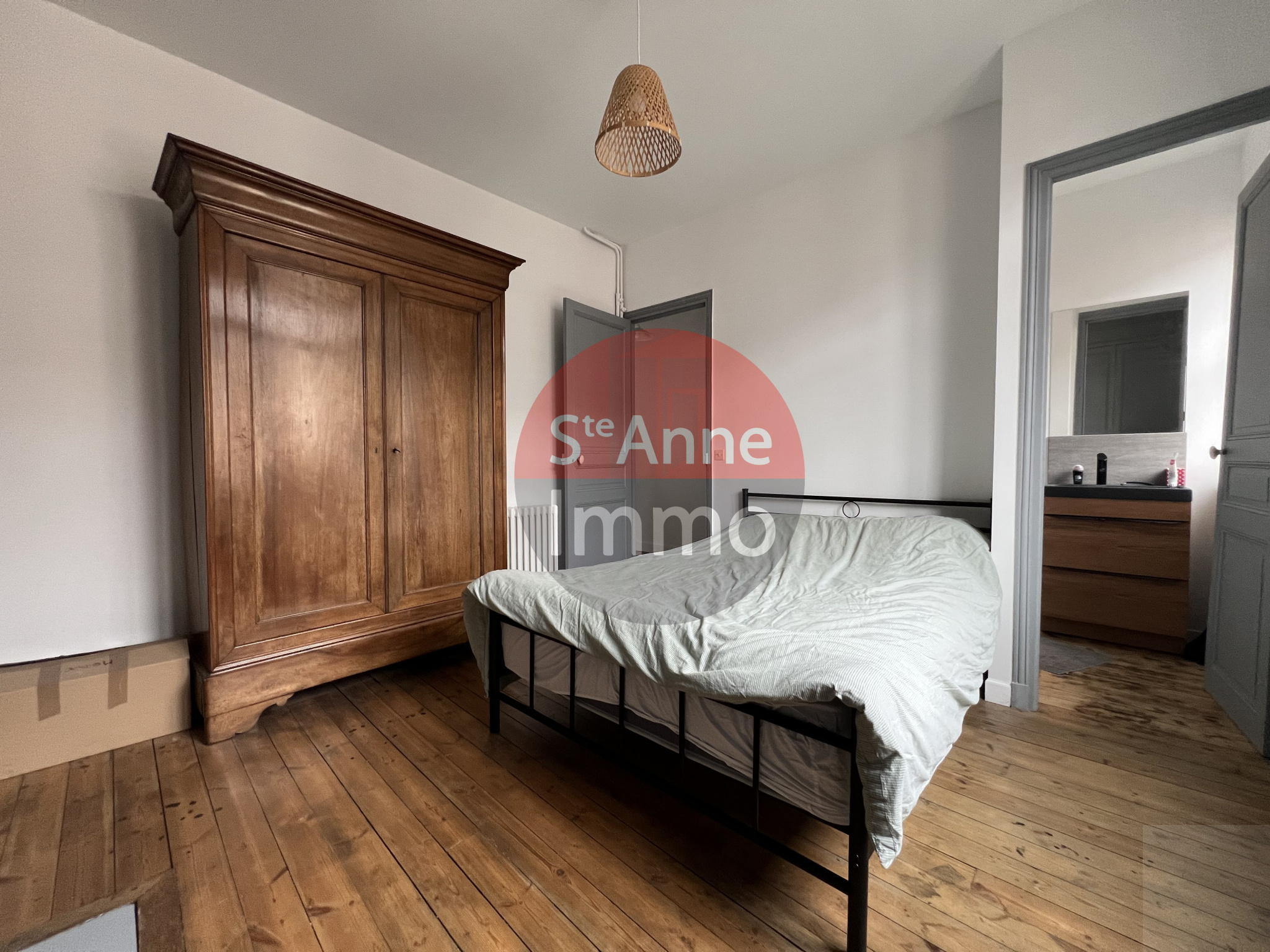 Immo80 – L'immobilier à Amiens et dans la Somme-AMIENS – QUARTIER SAINT ACHEUL – 4 CHAMBRES – TERRASSE – JARDIN – DEPENDANCE