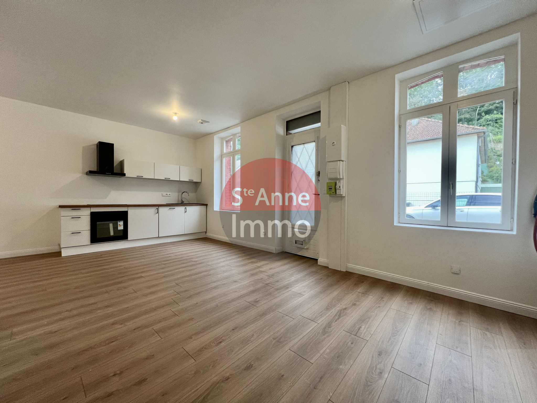 Immo80 – L'immobilier à Amiens et dans la Somme-MONTDIDIER – MAISON SEMI MITOYENNE – JARDIN CLOS ET ARBORE – RENOVATION...