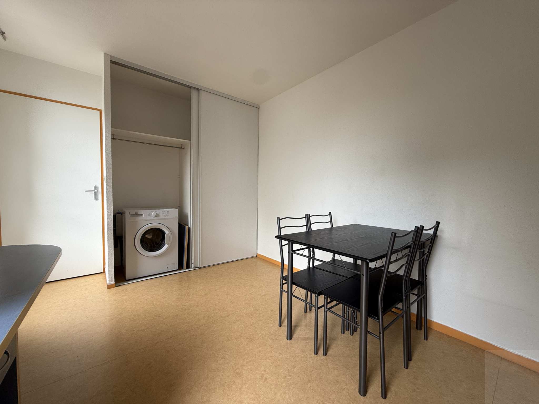 Immo80 – L'immobilier à Amiens et dans la Somme-AMIENS – QUARTIER SAINT MAURICE – APPARTEMENT T1 BIS – BALCON – STATIONNEMENT PRIVATIF