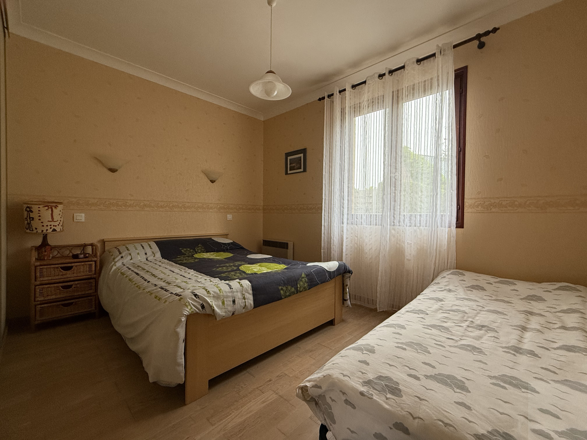 Immo80 – L'immobilier à Amiens et dans la Somme-HANGEST EN SANTERRE – PAVILLON INDIVIDUEL DE PLAIN PIED – 2 CHAMBRES – JARDIN – STATIONNEMENT PRIVATIF