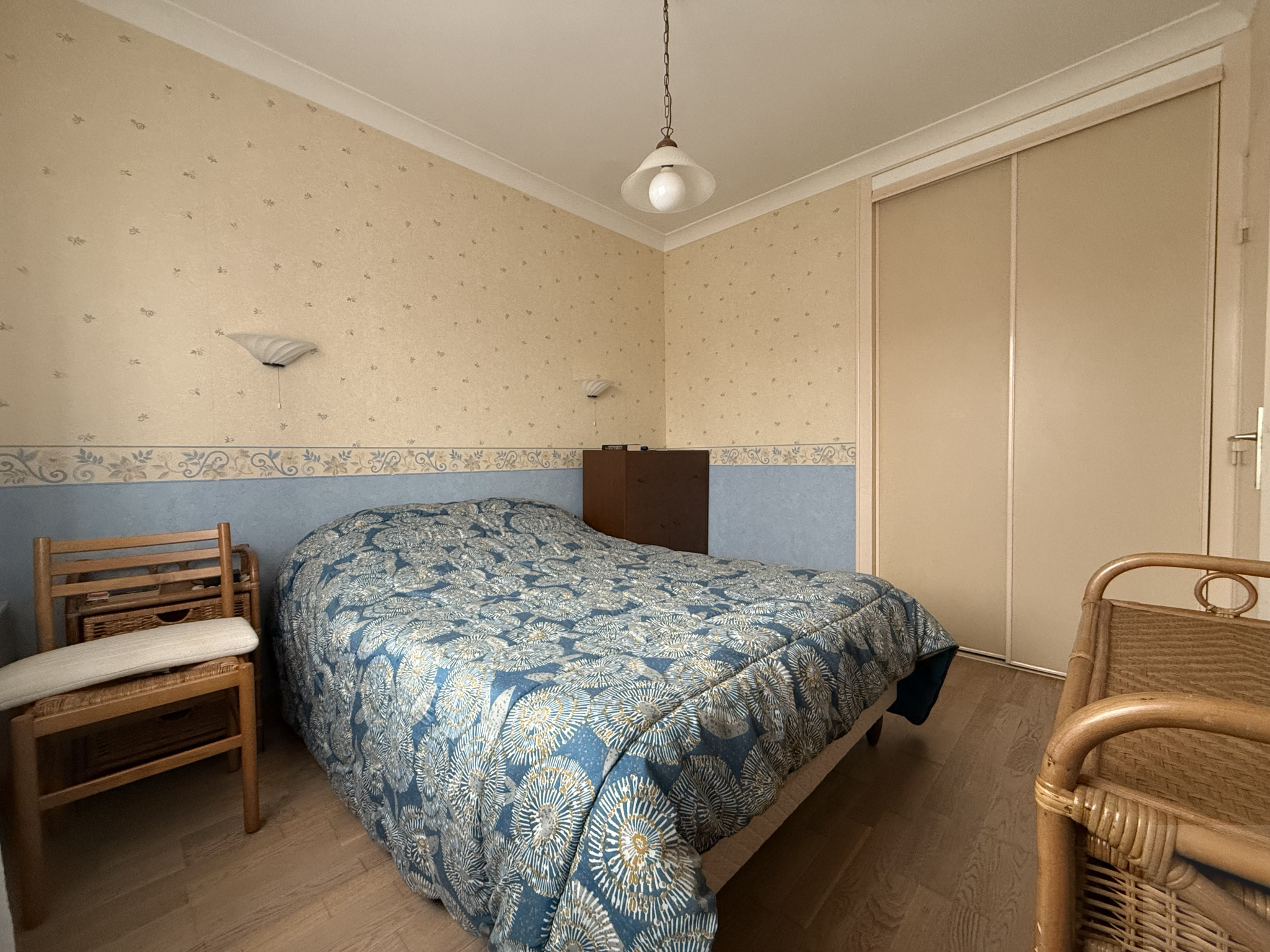 Immo80 – L'immobilier à Amiens et dans la Somme-HANGEST EN SANTERRE – PAVILLON INDIVIDUEL DE PLAIN PIED – 2 CHAMBRES – JARDIN – STATIONNEMENT PRIVATIF