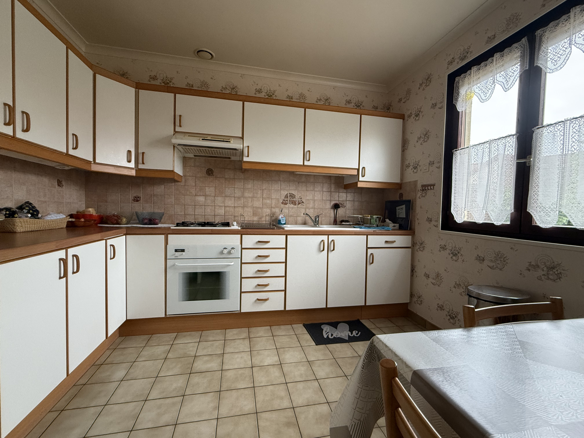 Immo80 – L'immobilier à Amiens et dans la Somme-HANGEST EN SANTERRE – PAVILLON INDIVIDUEL DE PLAIN PIED – 2 CHAMBRES – JARDIN – STATIONNEMENT PRIVATIF