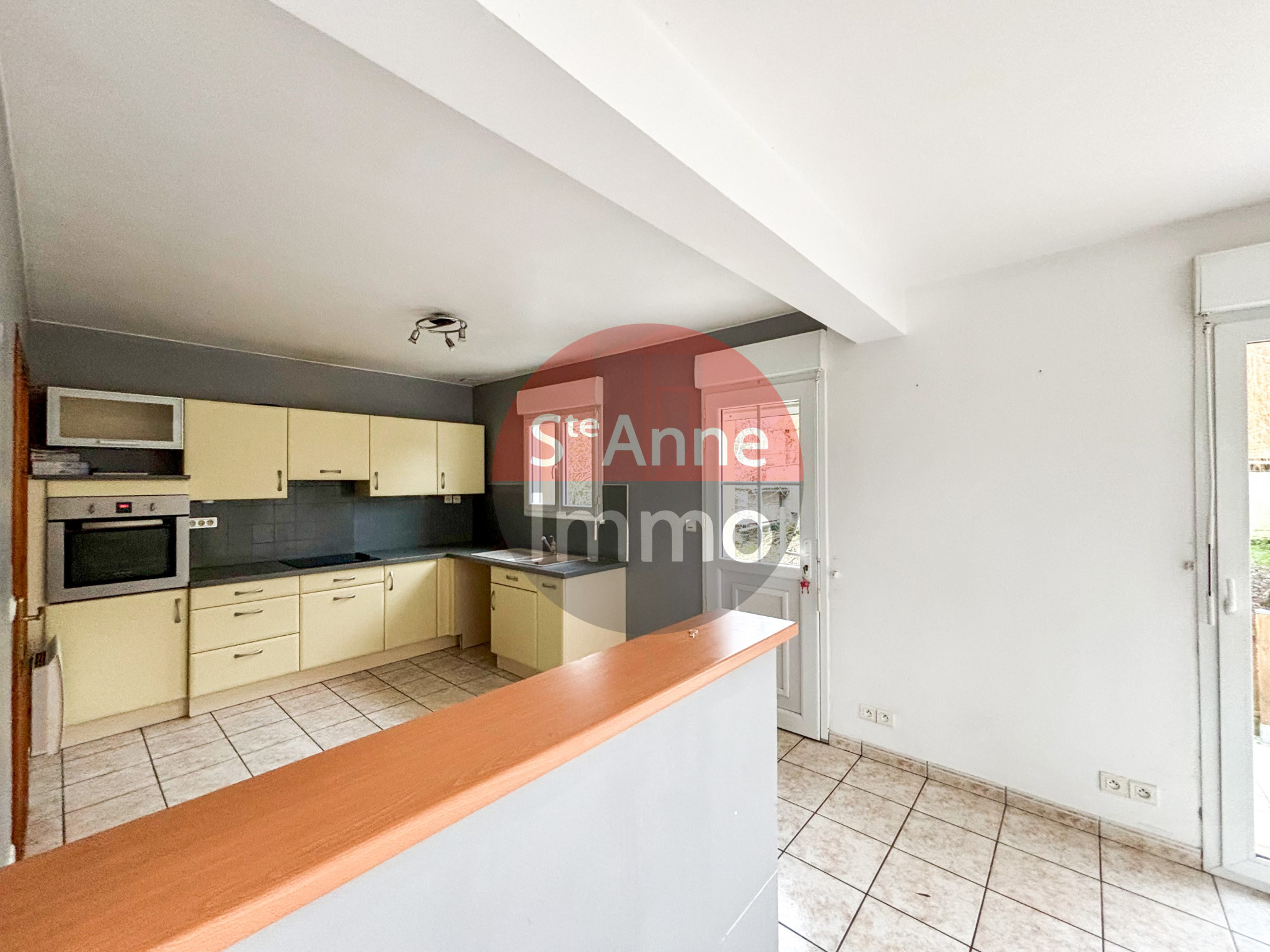 Immo80 – L'immobilier à Amiens et dans la Somme-CONTY – MAISON INDIVIDUELLE – 3 CHAMBRES – DEPENDANCES – SOUS SOL COMPLET – GARAGE