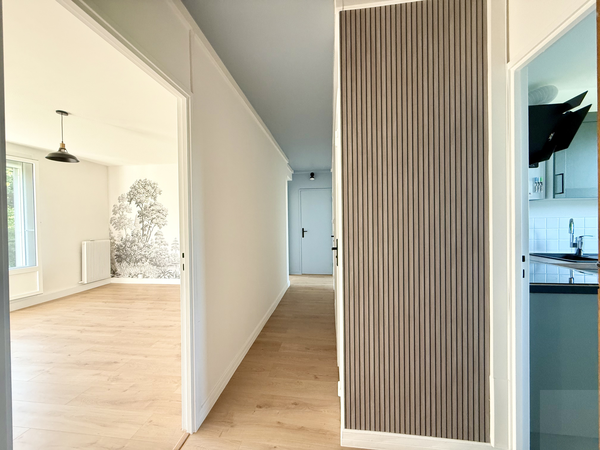 Immo80 – L'immobilier à Amiens et dans la Somme-AMIENS – T3 – 2 CHAMBRES – CAVE – LOCAL VELO – PLACE DE PARKING – ASCENSEUR