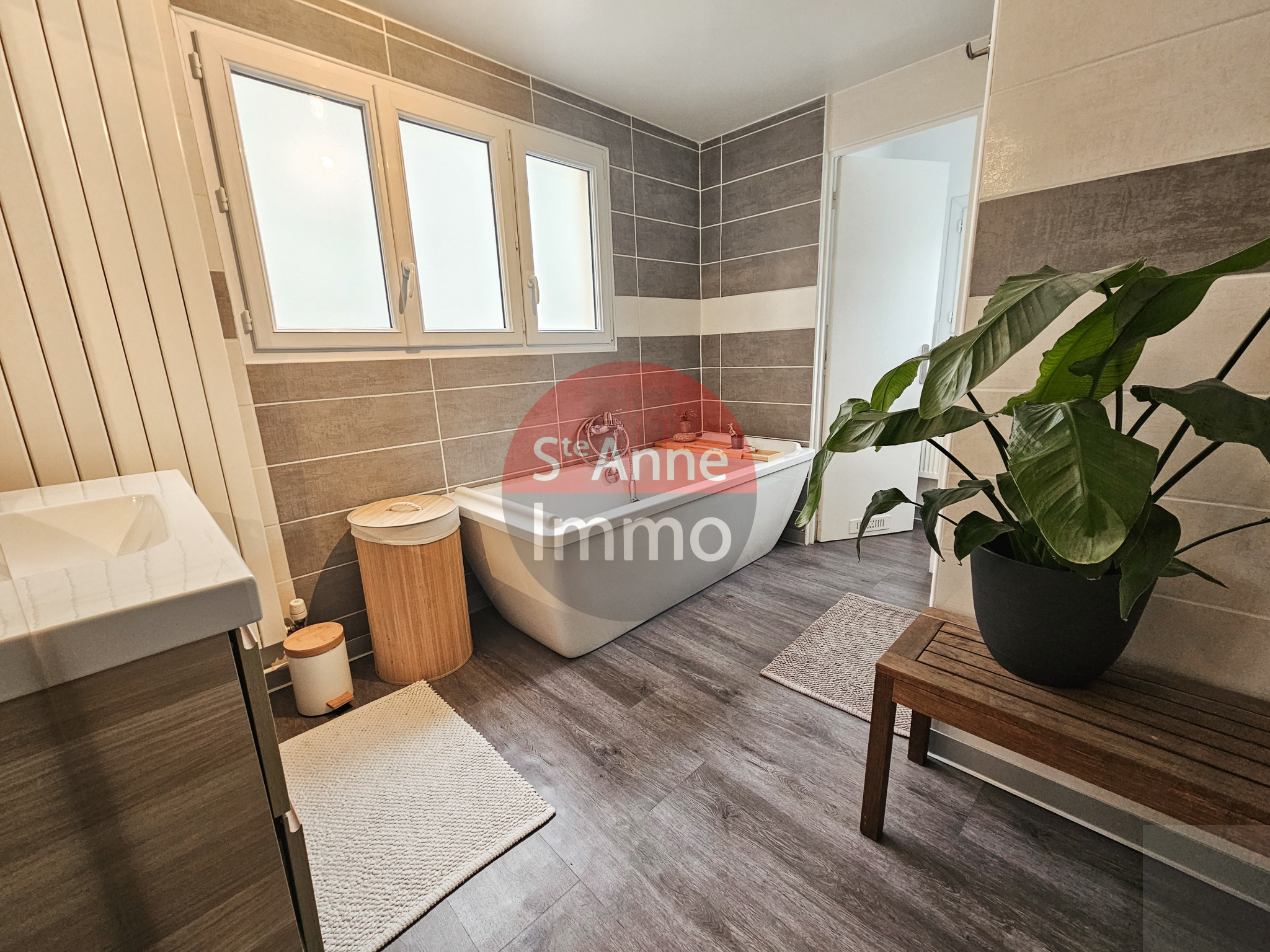 Immo80 – L'immobilier à Amiens et dans la Somme-Amiens quartier Sainte Anne – Amiénoise de standing 110m2 – 4 chambres et cour