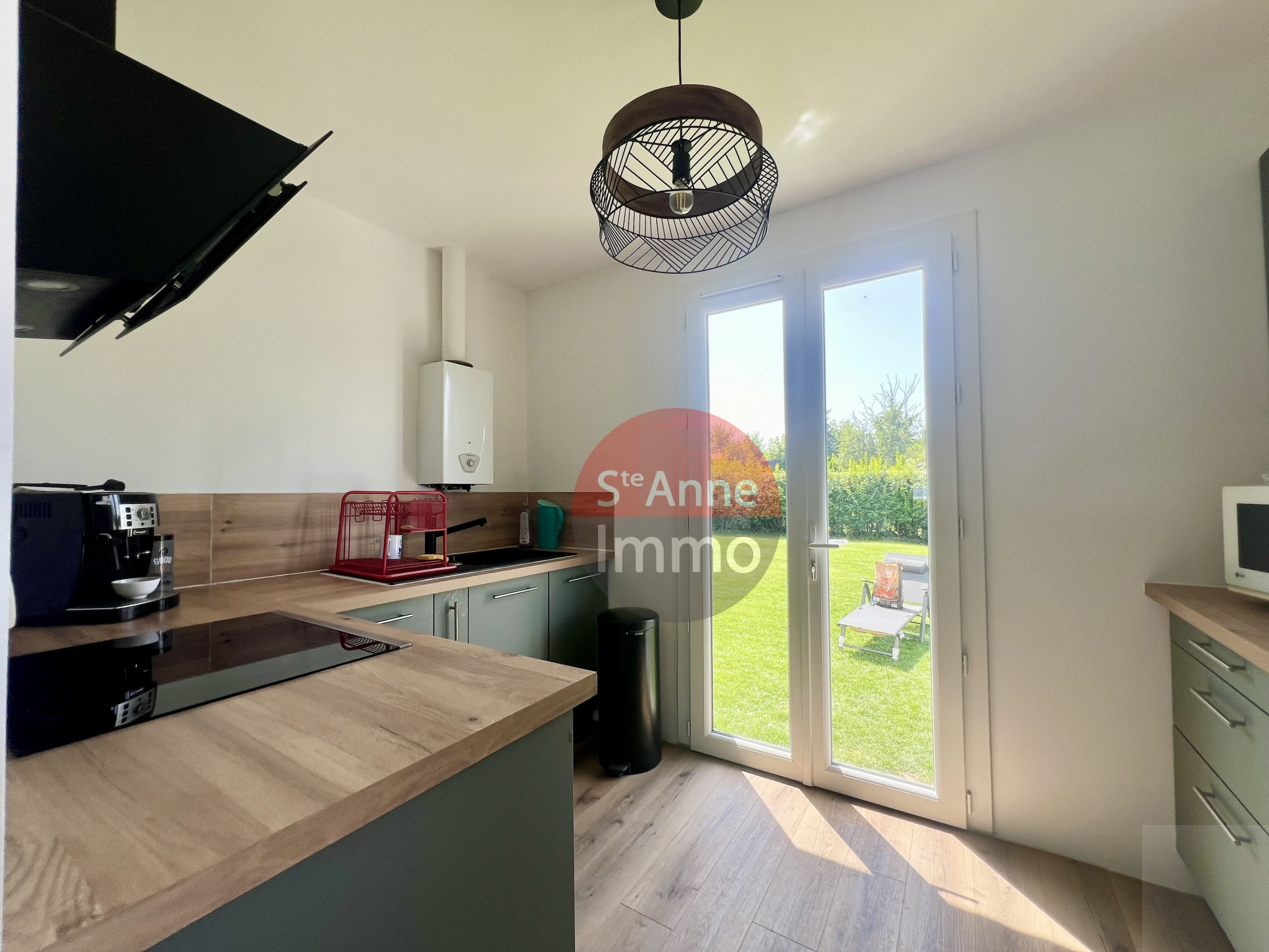 Immo80 – L'immobilier à Amiens et dans la Somme-THENNES – PAVILLON INDIVIDUEL DE PLAIN PIED – 4 CHAMBRES – DOUBLE GARAGE – PARKING – JARDIN