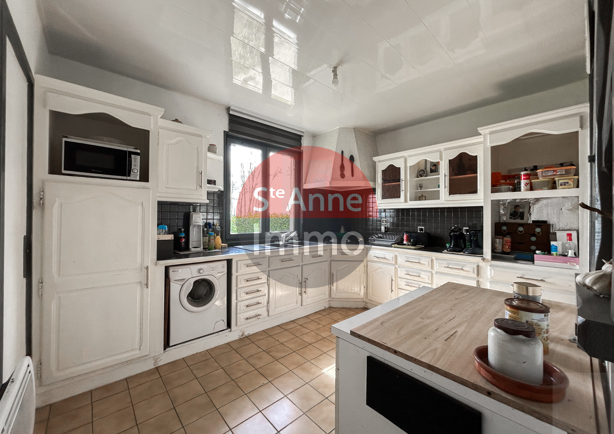 Immo80 – L'immobilier à Amiens et dans la Somme-BEAUFORT-EN-SANTERRE – PAVILLON INDIVIDUEL AVEC AUTONOMIE DE PLAIN PIED – 4 CHAMBRES – GARAGE – COUR – JARDIN