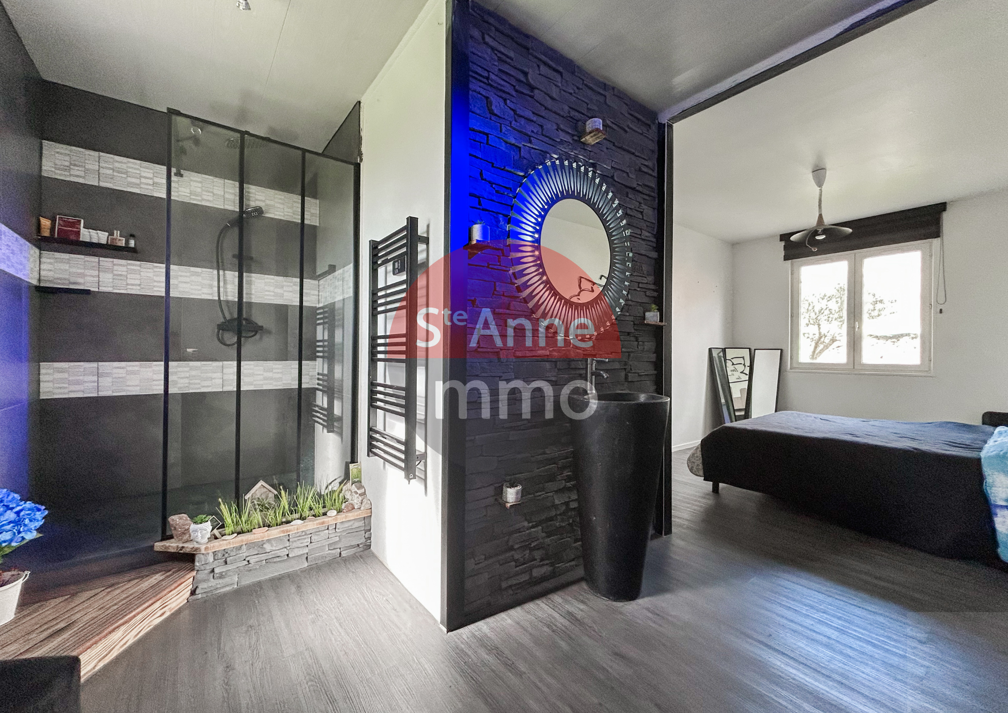 Immo80 – L'immobilier à Amiens et dans la Somme-BEAUFORT-EN-SANTERRE – PAVILLON INDIVIDUEL AVEC AUTONOMIE DE PLAIN PIED – 4 CHAMBRES – GARAGE – COUR – JARDIN