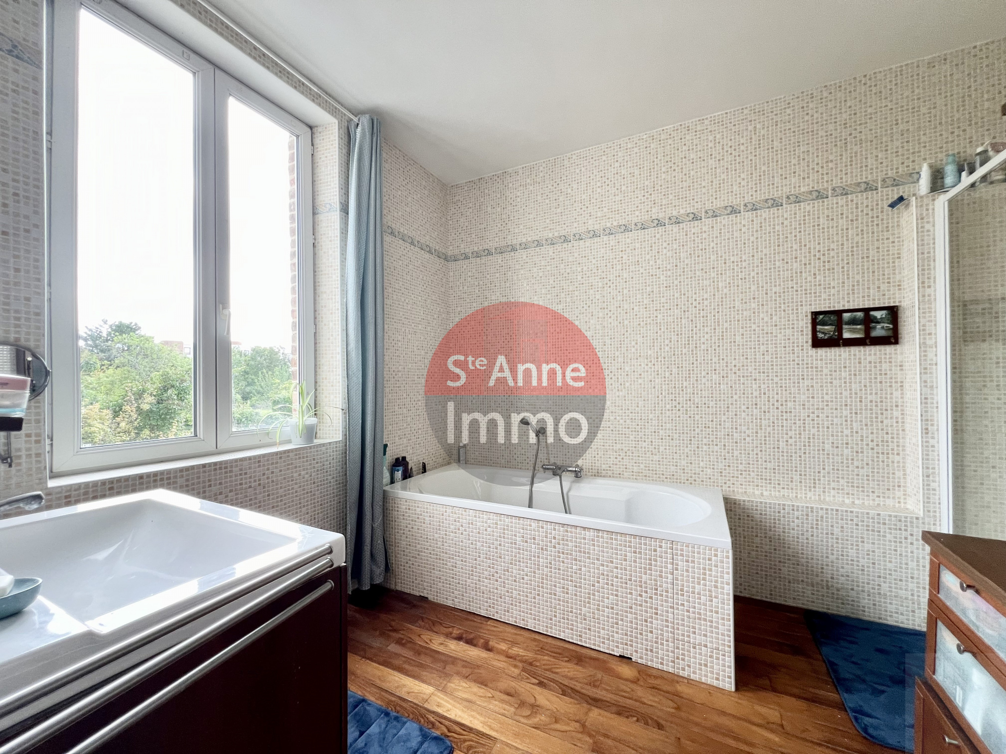 Immo80 – L'immobilier à Amiens et dans la Somme-EXCLUSIVITE – AMIENS – QUARTIER SAINT ACHEUL – 3 CHAMBRES – TERRASSE – JARDIN – DEPENDANCE