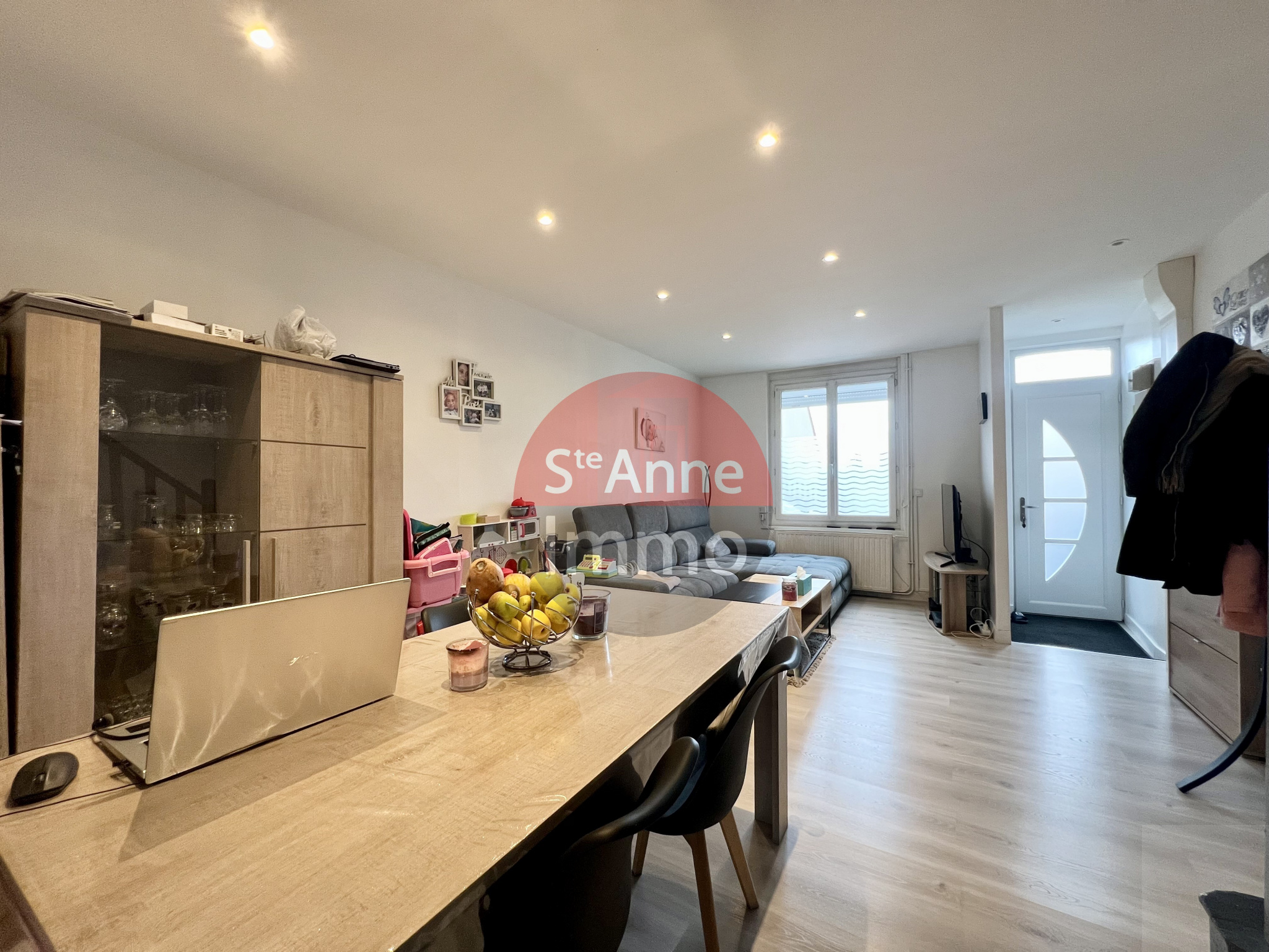 Immo80 – L'immobilier à Amiens et dans la Somme-AMIENS – QUARTIER SAINT ACHEUL – 3 CHAMBRES – TERRASSE – JARDIN – DEPENDANCE