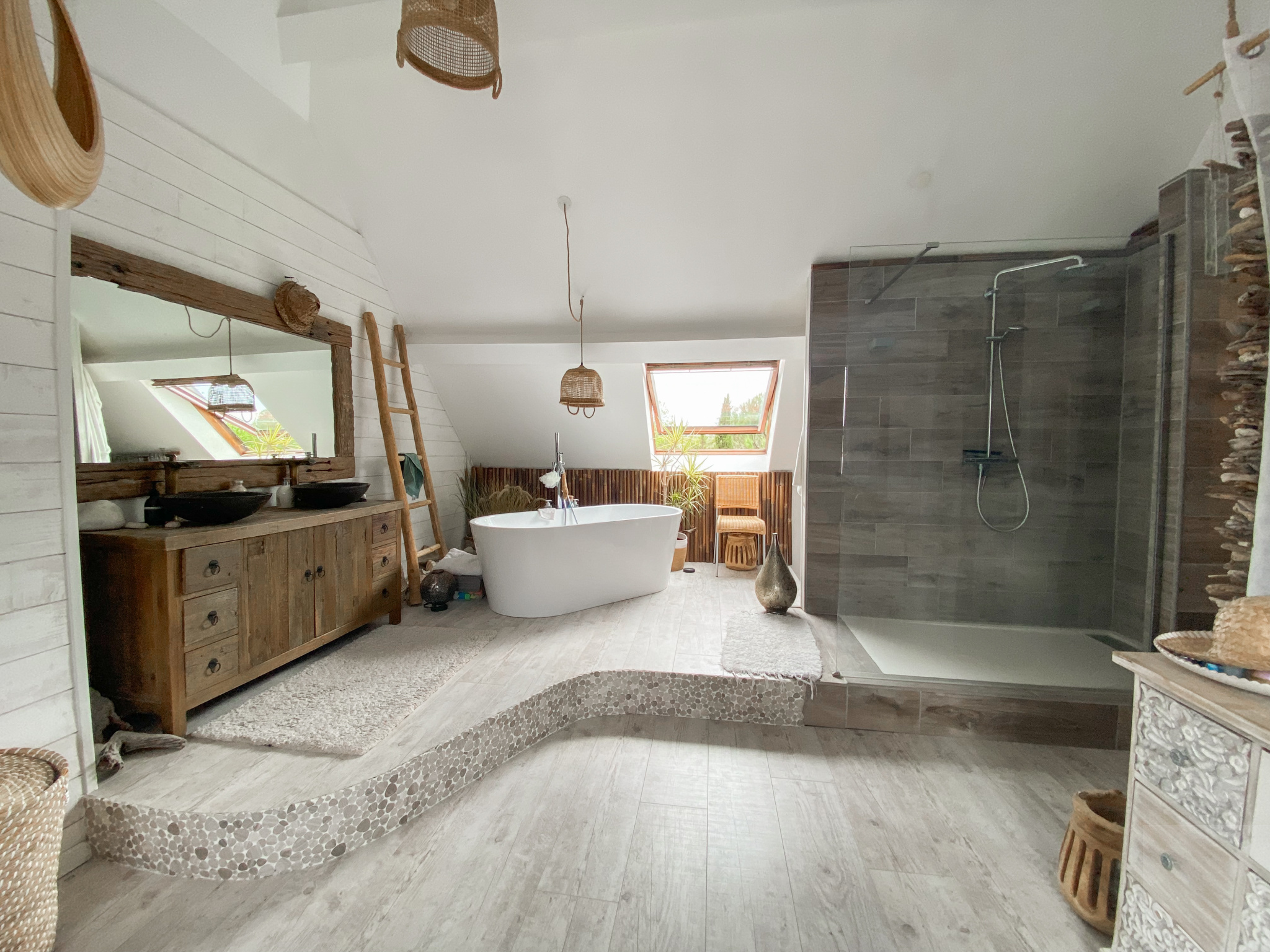 Immo80 – L'immobilier à Amiens et dans la Somme-PAVILLON 231M2 – 4 CHAMBRES – JARDIN – TYPE 2 EN LOCATION