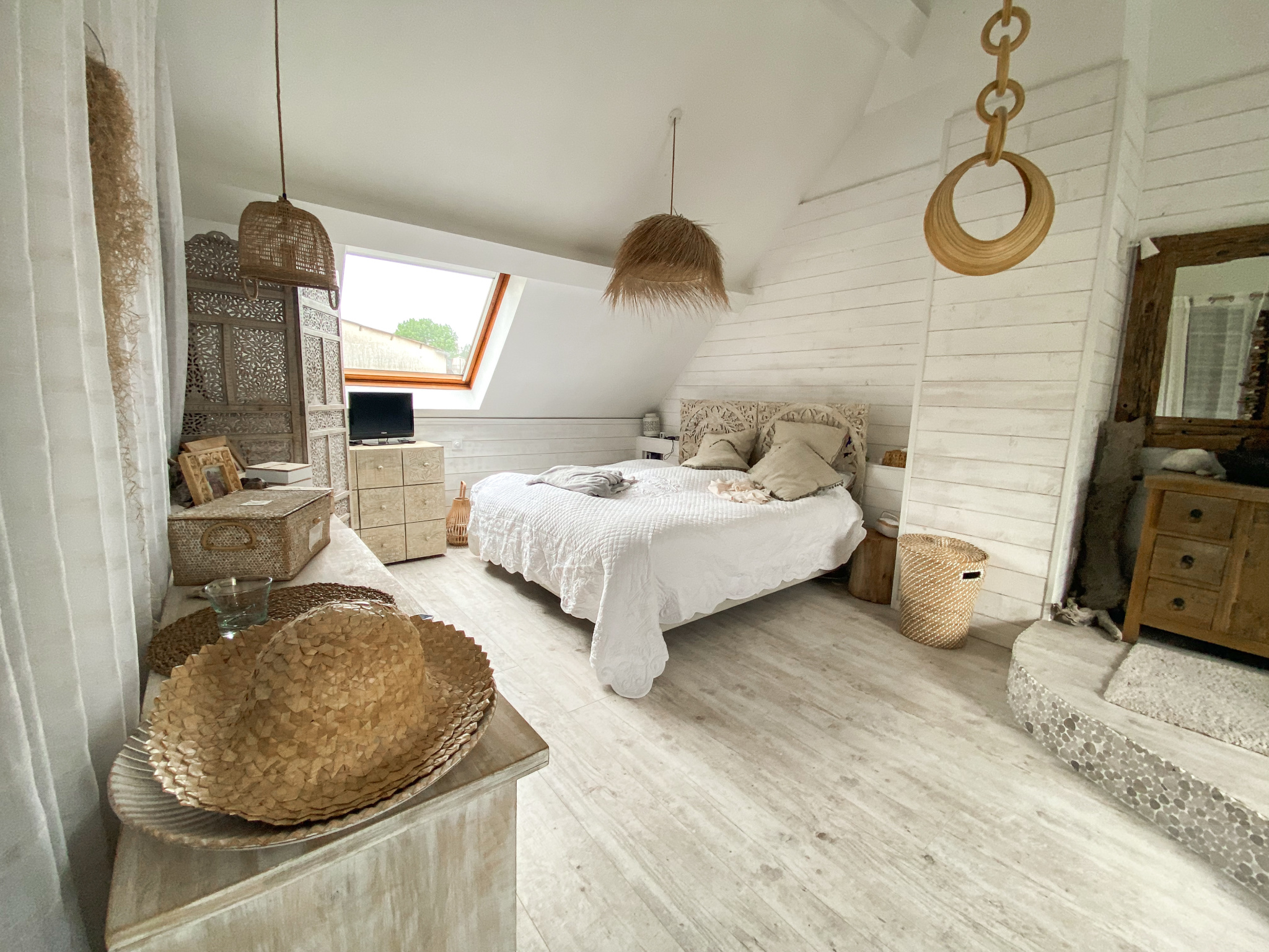 Immo80 – L'immobilier à Amiens et dans la Somme-PAVILLON 231M2 – 4 CHAMBRES – JARDIN – TYPE 2 EN LOCATION