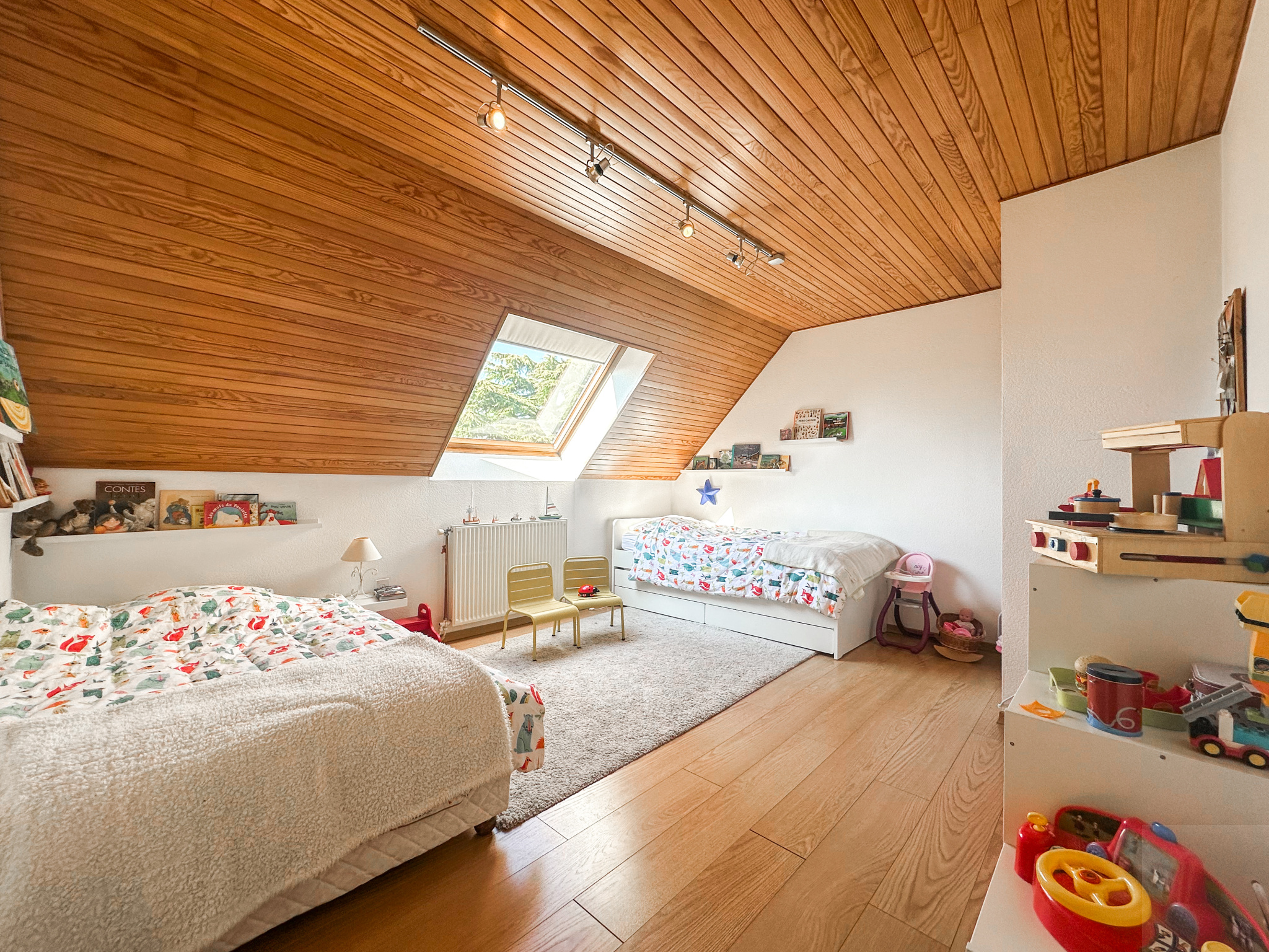 Immo80 – L'immobilier à Amiens et dans la Somme-MONTDIDIER – PAVILLON INDIVIDUEL – SOUS-SOL COMPLET – 6 CHAMBRES