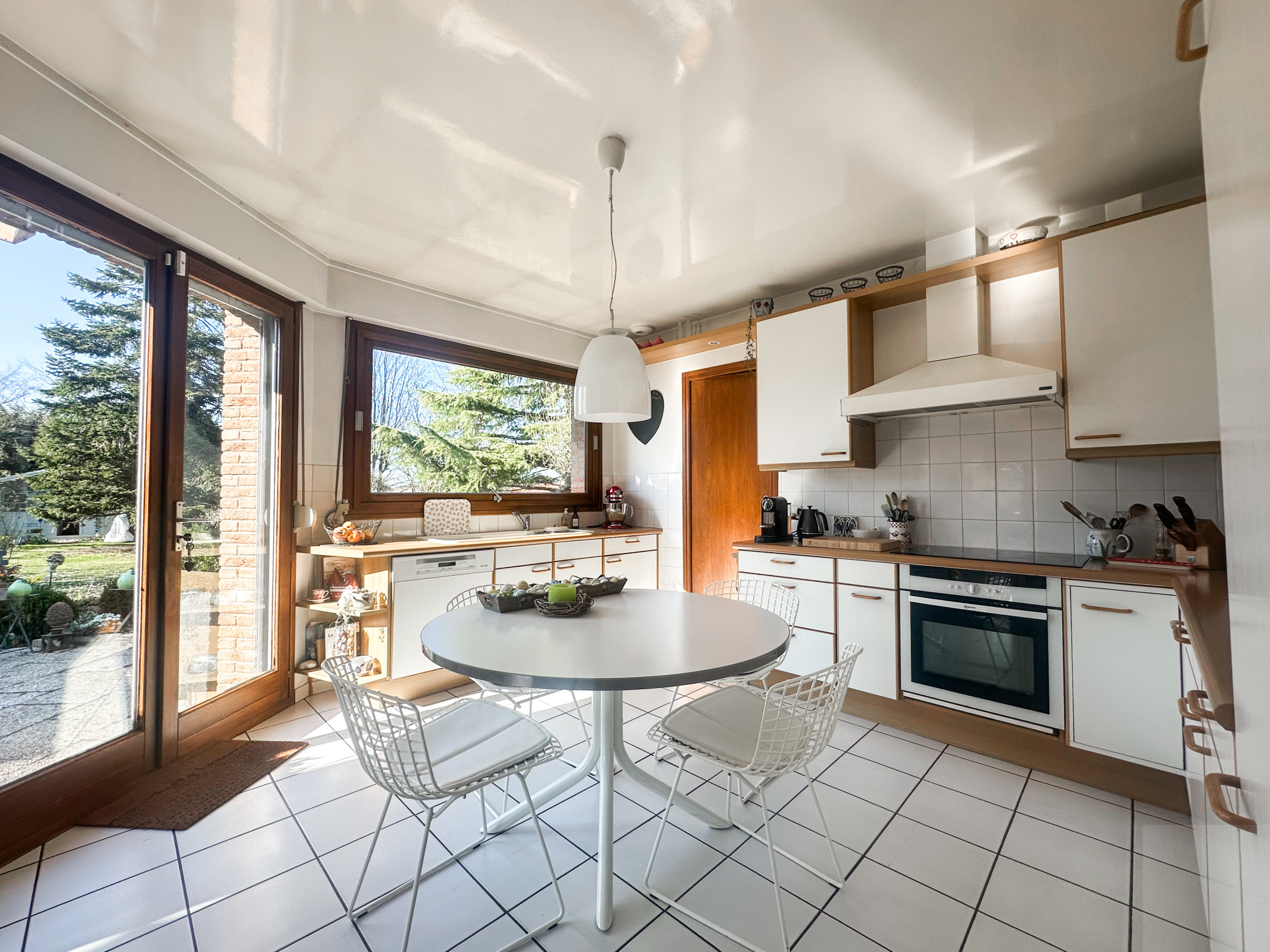Immo80 – L'immobilier à Amiens et dans la Somme-MONTDIDIER – PAVILLON INDIVIDUEL – SOUS-SOL COMPLET – 6 CHAMBRES