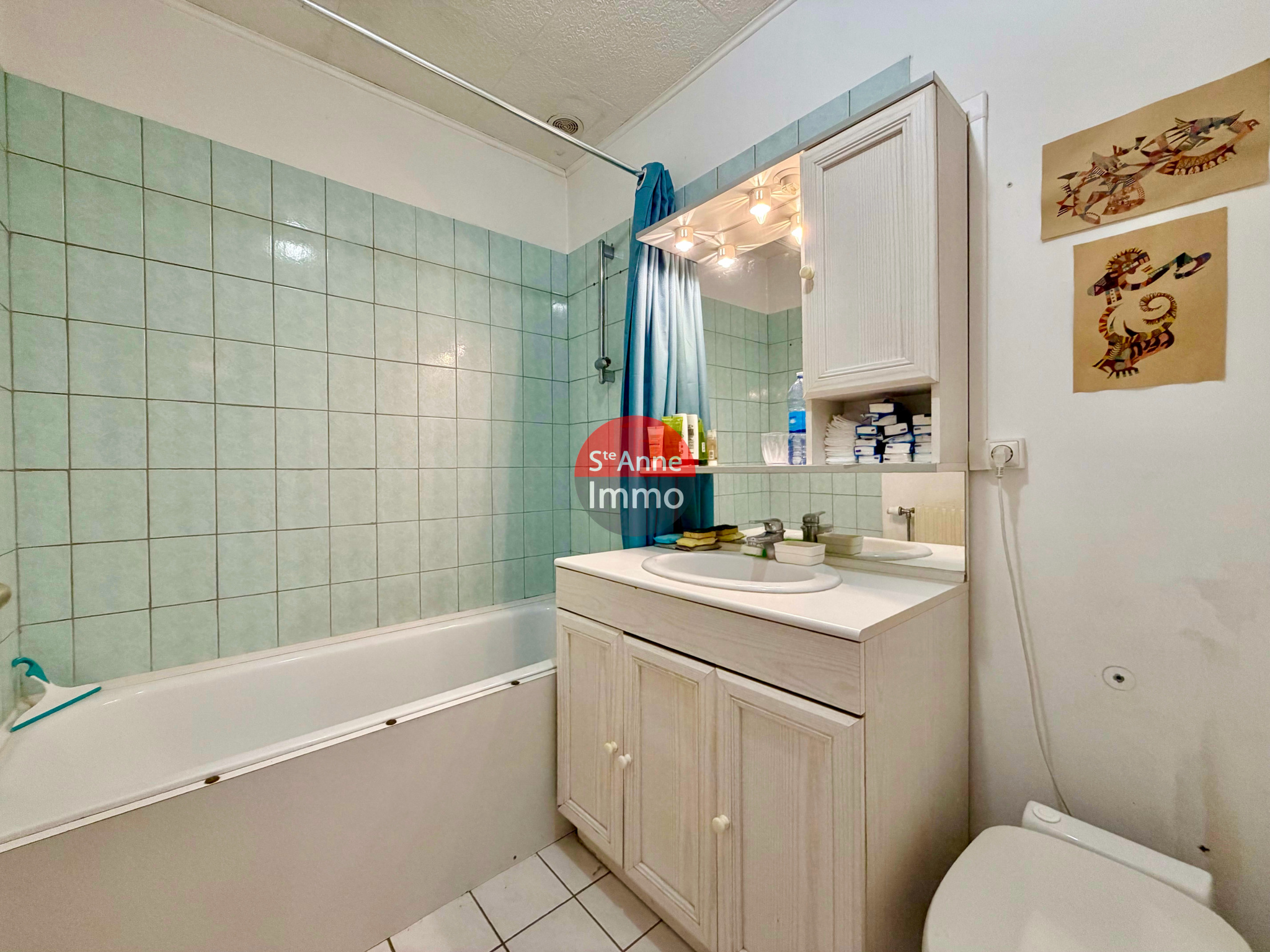 Immo80 – L'immobilier à Amiens et dans la Somme-AMIENS – QUARTIER VAL D&rsquo;AVRE – PAVILLON MITOYEN – 3 CHAMBRES – JARDIN – TERRASSE – GARAGE