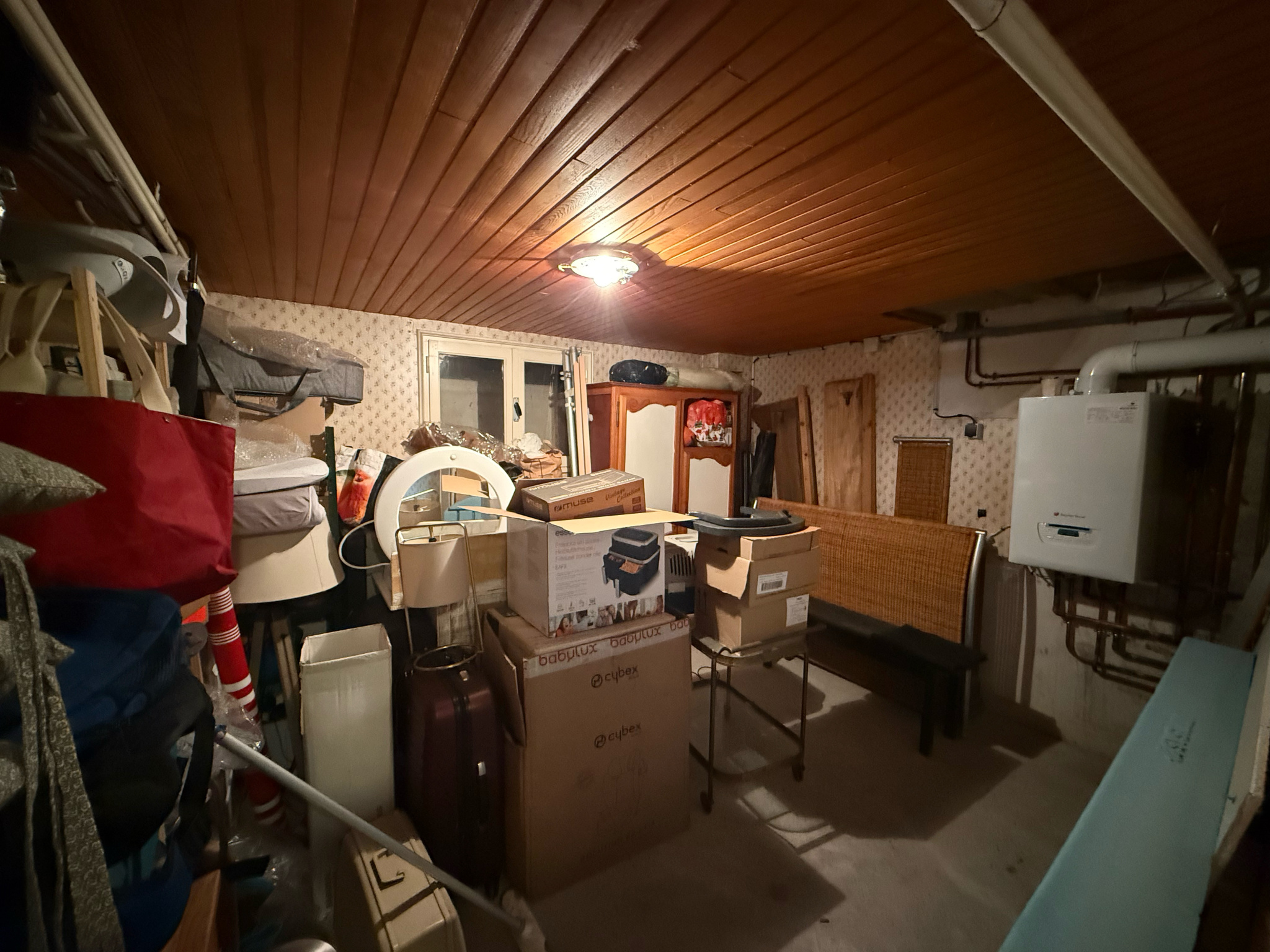 Immo80 – L'immobilier à Amiens et dans la Somme-AMIENS SUD EST – MAISON SEMI MITOYENNE – 3 CHAMBRES – SOUS SOL – GARAGE – JARDIN – DEPENDANCE