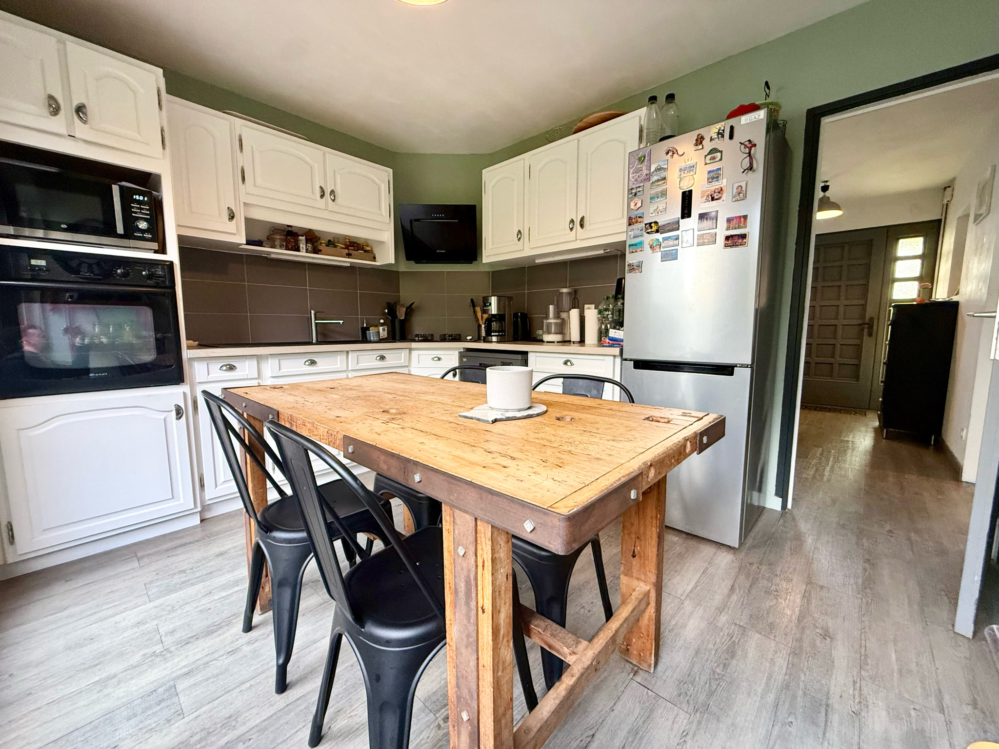 Immo80 – L'immobilier à Amiens et dans la Somme-AMIENS SUD EST – MAISON SEMI MITOYENNE – 3 CHAMBRES – SOUS SOL – GARAGE – JARDIN – DEPENDANCE