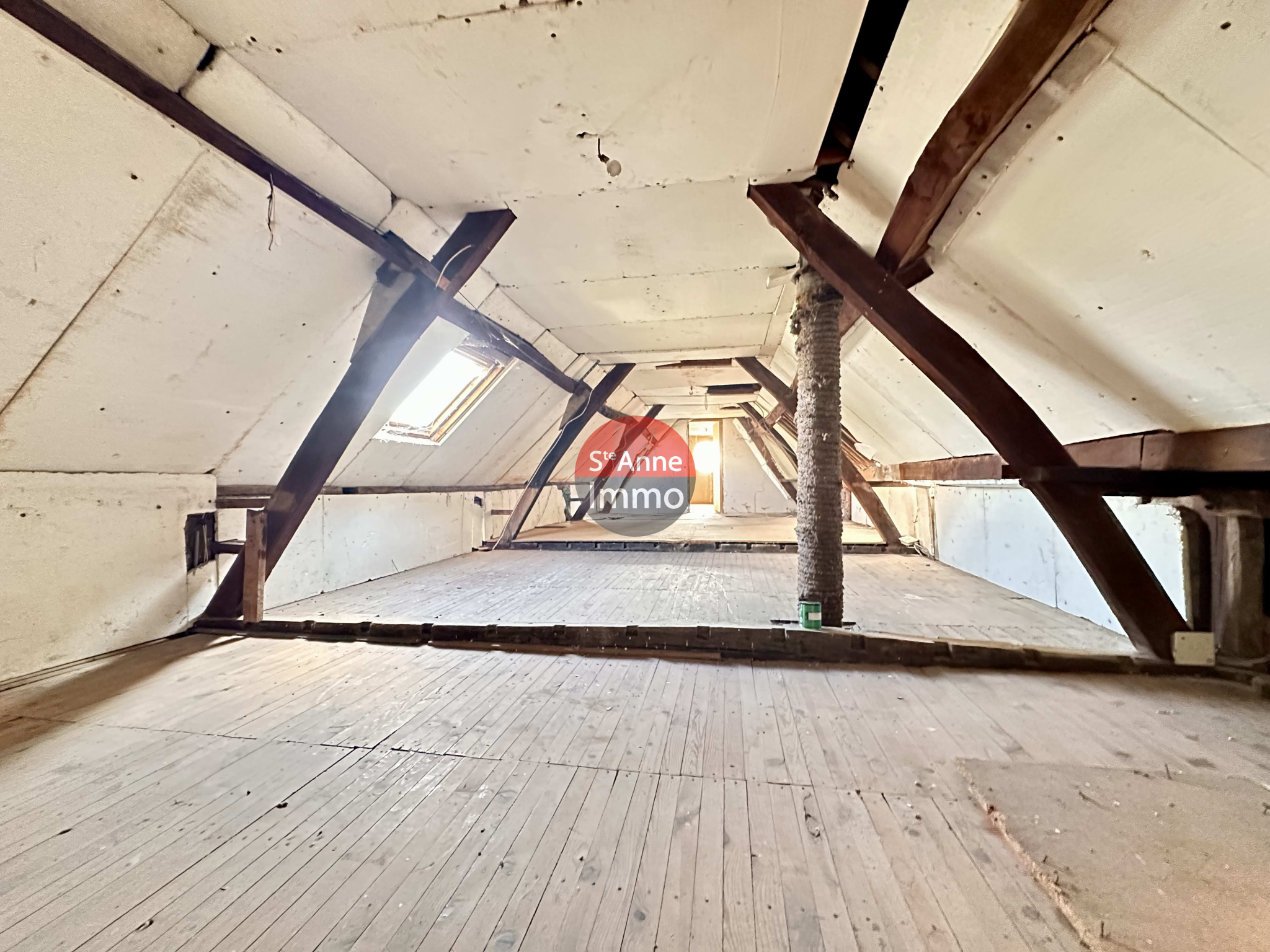 Immo80 – L'immobilier à Amiens et dans la Somme-HARPONVILLE – MAISON – 119 M2 – 3 CHAMBRES – GARAGE – PARKING – JARDIN