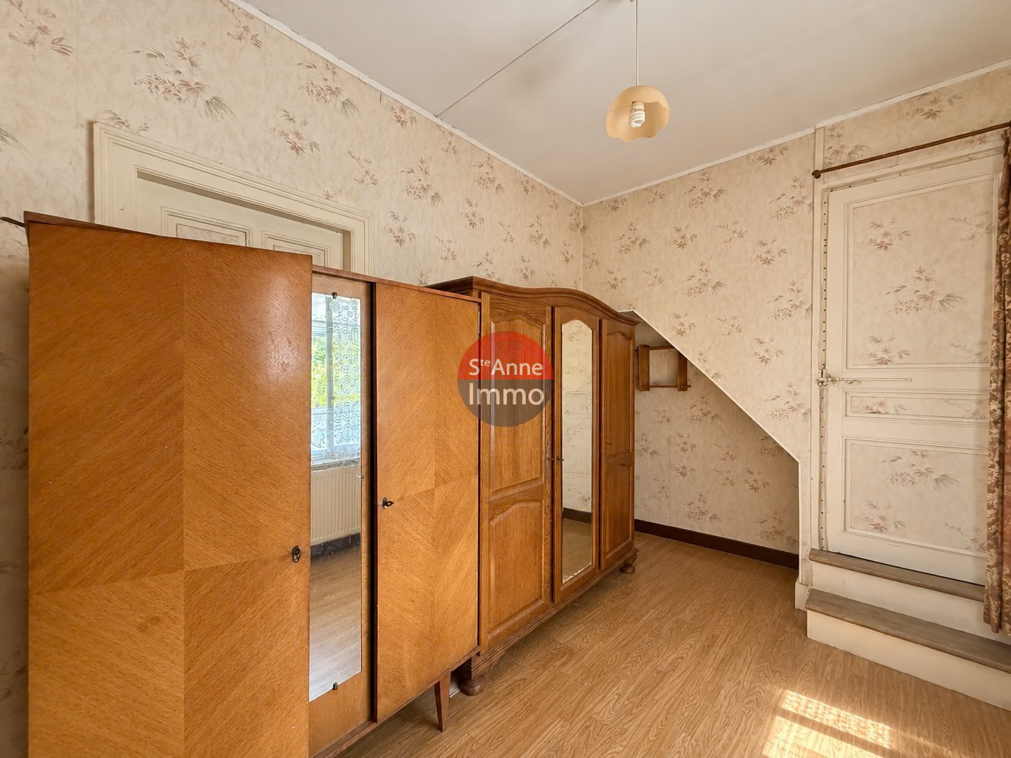 Immo80 – L'immobilier à Amiens et dans la Somme-PARVILLERS-LE-QUESNOY – MAISON SEMI-MITOYENNE – 2 CHAMBRES – GRENIER – TRAVAUX – JARDIN