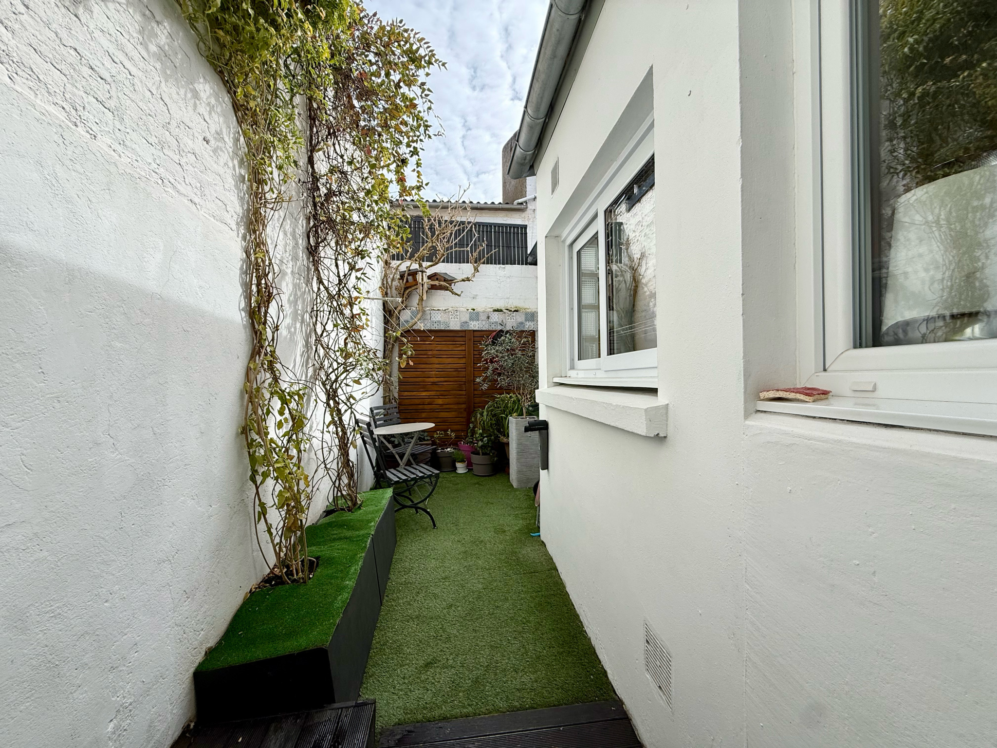 Immo80 – L'immobilier à Amiens et dans la Somme-AMIENS – QUARTIER SAINT ACHEUL – AMIENOISE – 3 CHAMBRES + 1 BUREAU – COUR