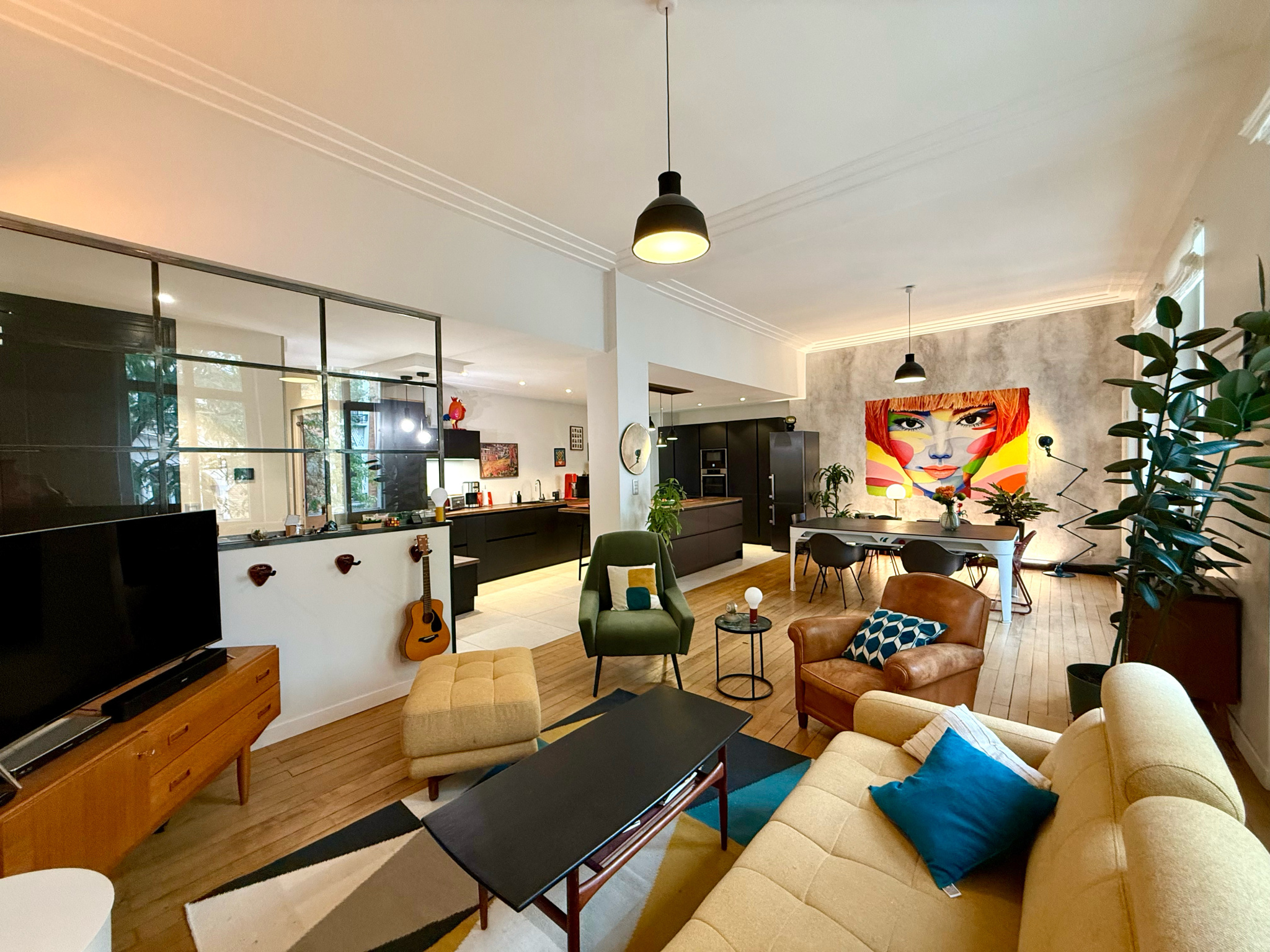 Immo80 – L'immobilier à Amiens et dans la Somme-AMIENS – CENTRE-VILLE – APPARTEMENT FAMILIALE – 150m2 – 3 CHAMBRES – 1 BUREAU – TERASSE- CAVE
