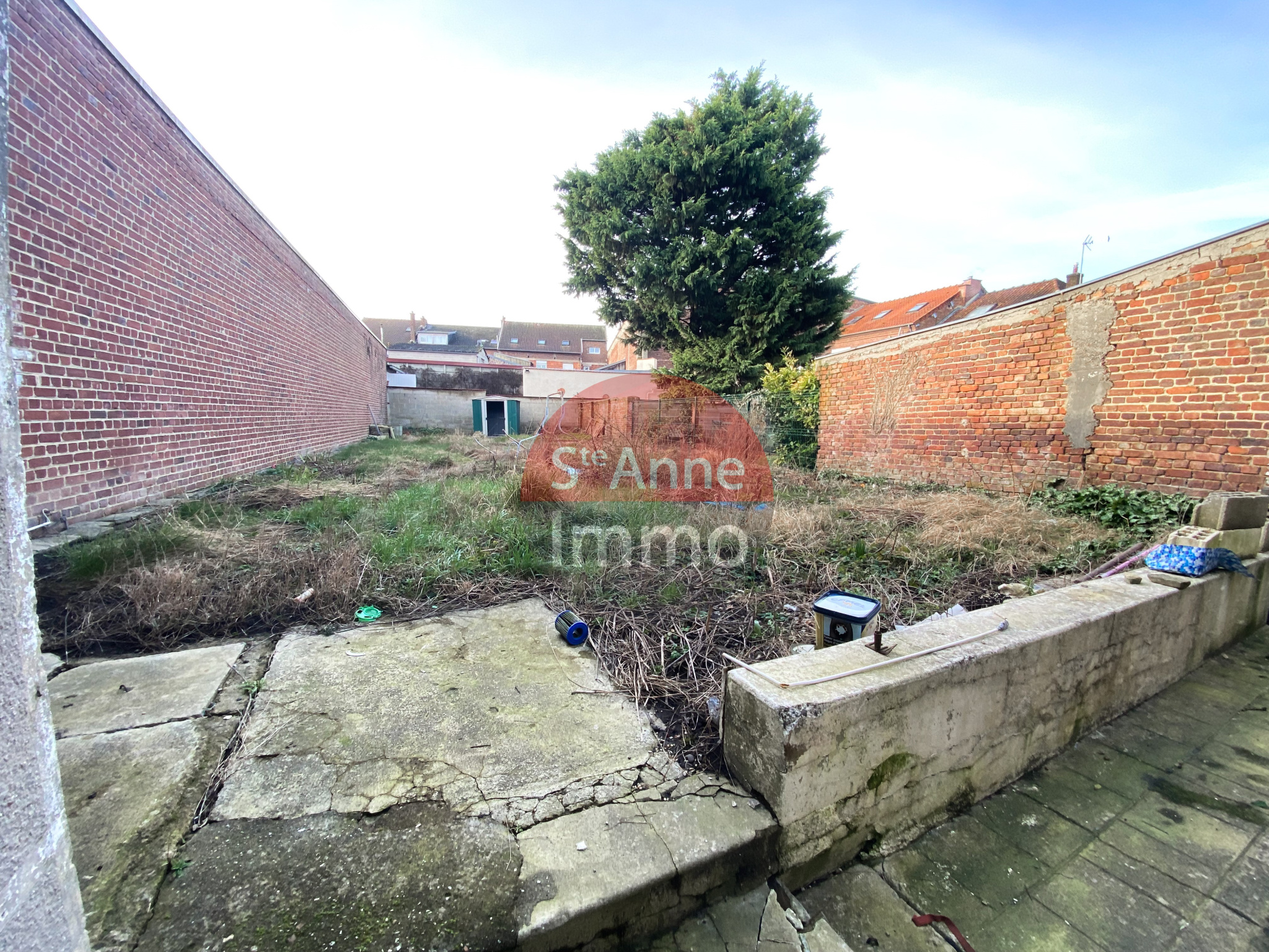 Immo80 – L'immobilier à Amiens et dans la Somme-ALBERT CENTRE- MAISON 93m2 – 2 CHAMBRES – COMBLES AMENAGEABLES – JARDIN