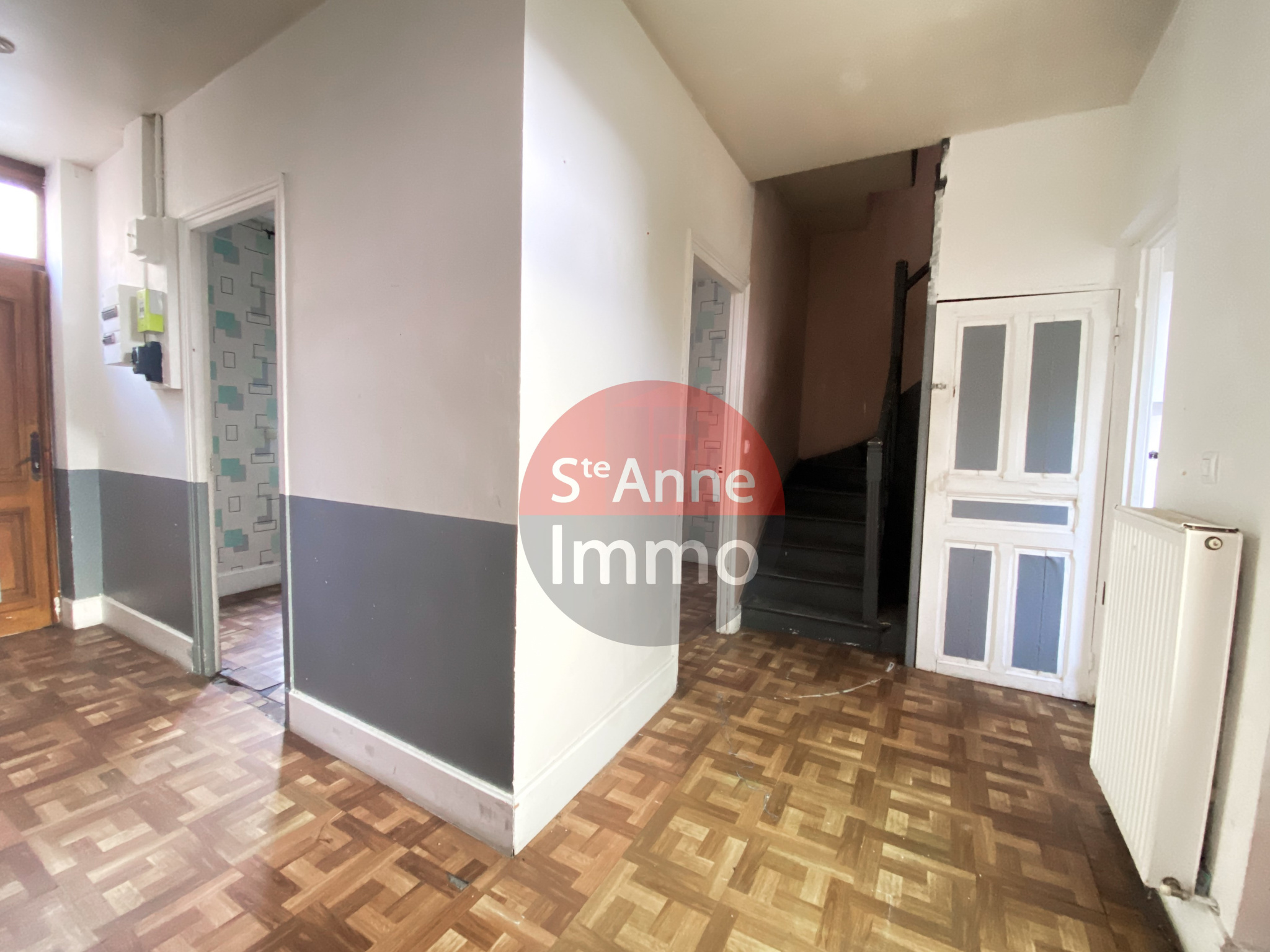 Immo80 – L'immobilier à Amiens et dans la Somme-ALBERT CENTRE- MAISON 93m2 – 2 CHAMBRES – COMBLES AMENAGEABLES – JARDIN