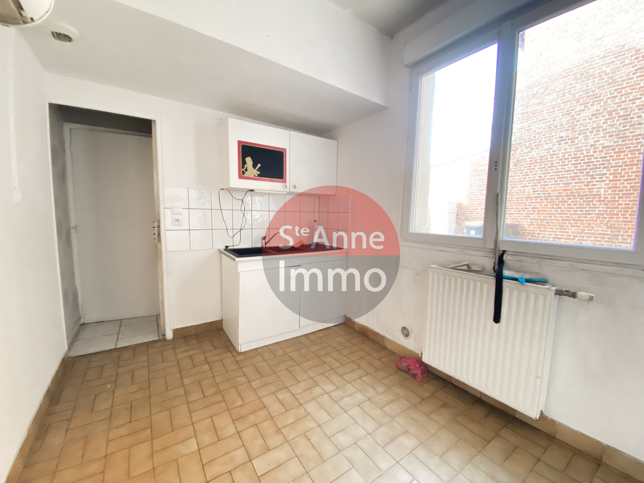Immo80 – L'immobilier à Amiens et dans la Somme-ALBERT CENTRE- MAISON 93m2 – 2 CHAMBRES – COMBLES AMENAGEABLES – JARDIN